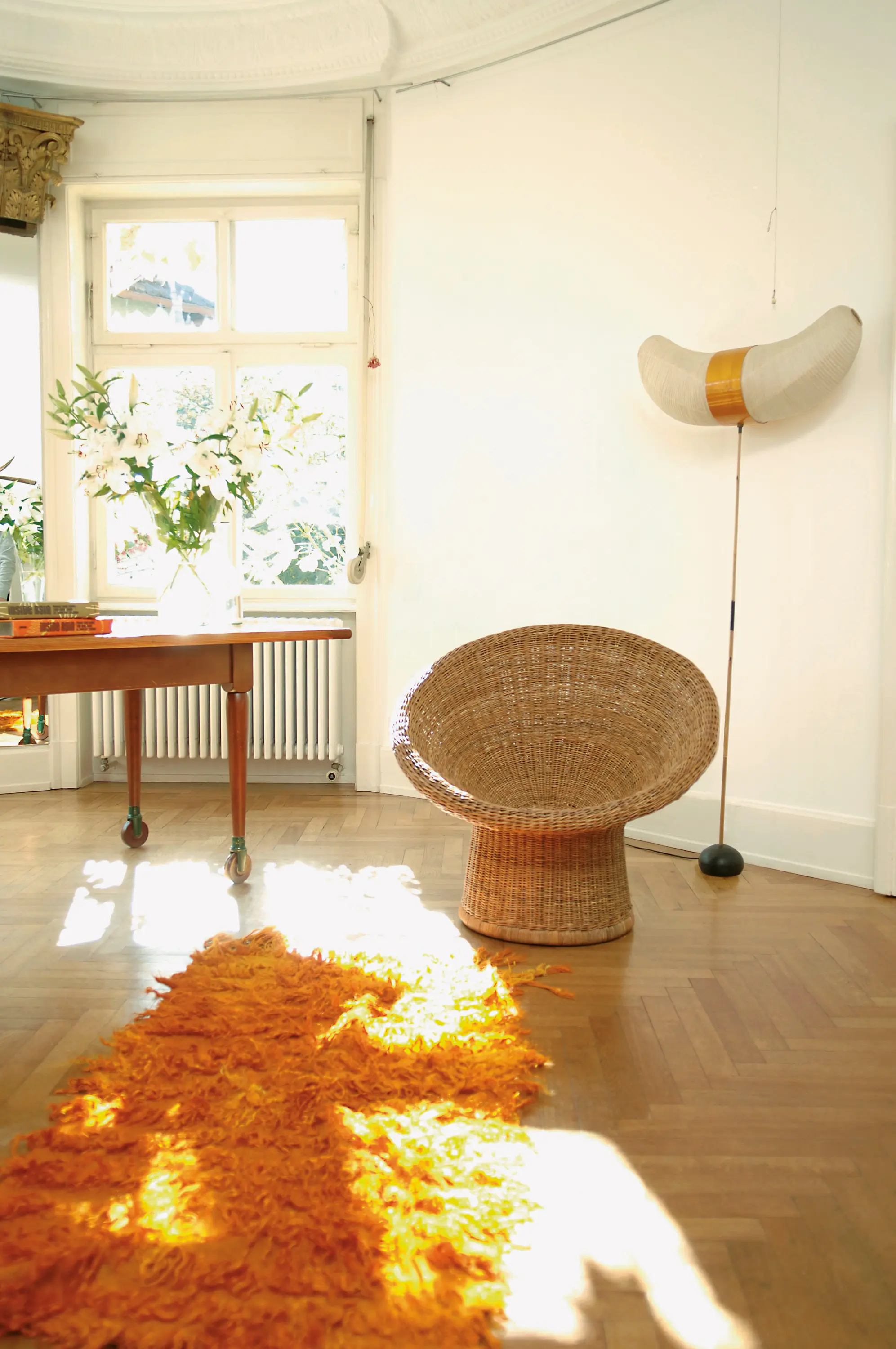 Richard Lampert - E 10 rattan lounge chair