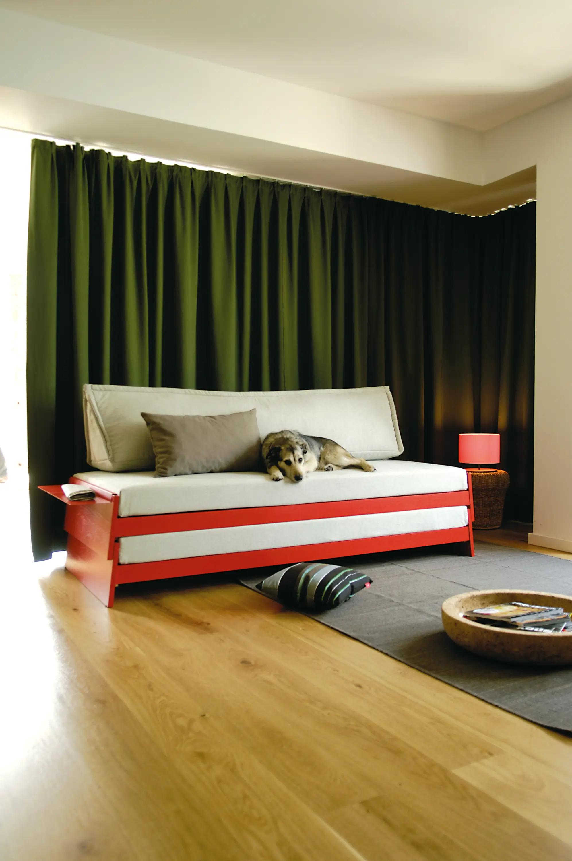 Richard Lampert - Lönneberga stacking bed