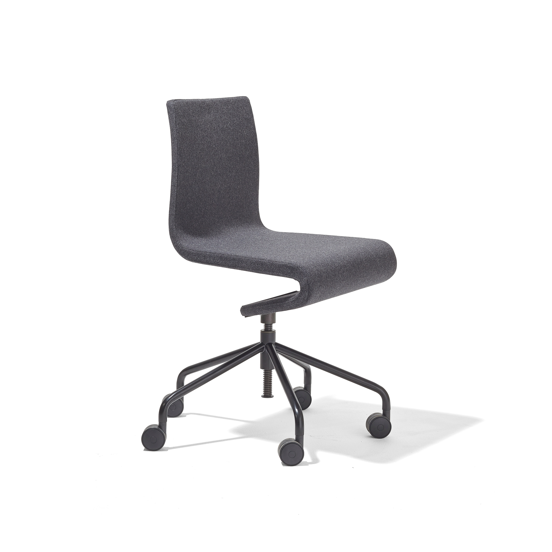 Mostra il prodotto Seesaw working chair del produttore Richard Lampert