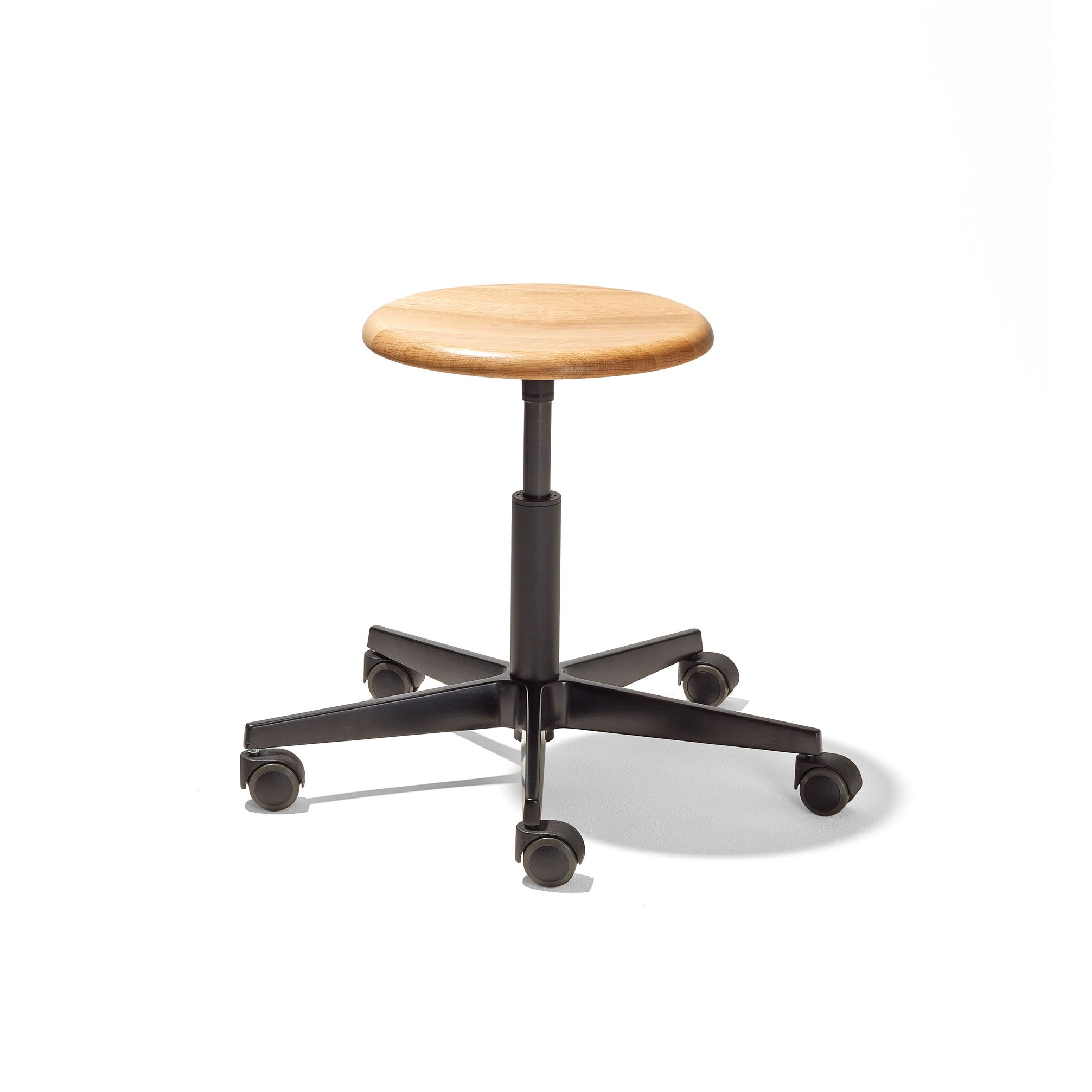 Mostra il prodotto Mr. Round swivel stool del produttore Richard Lampert