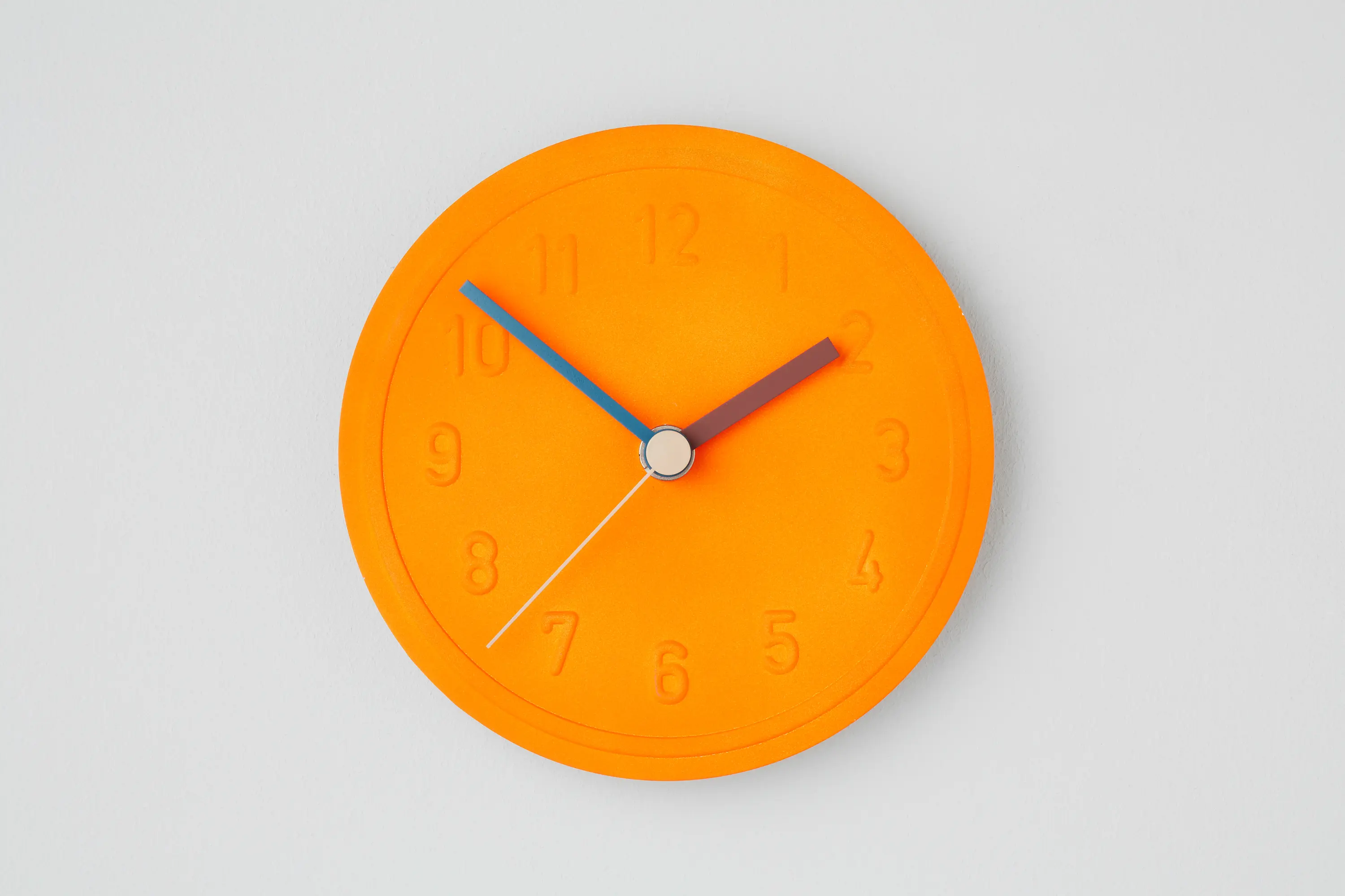 Richard Lampert - Alu Alu wall clock