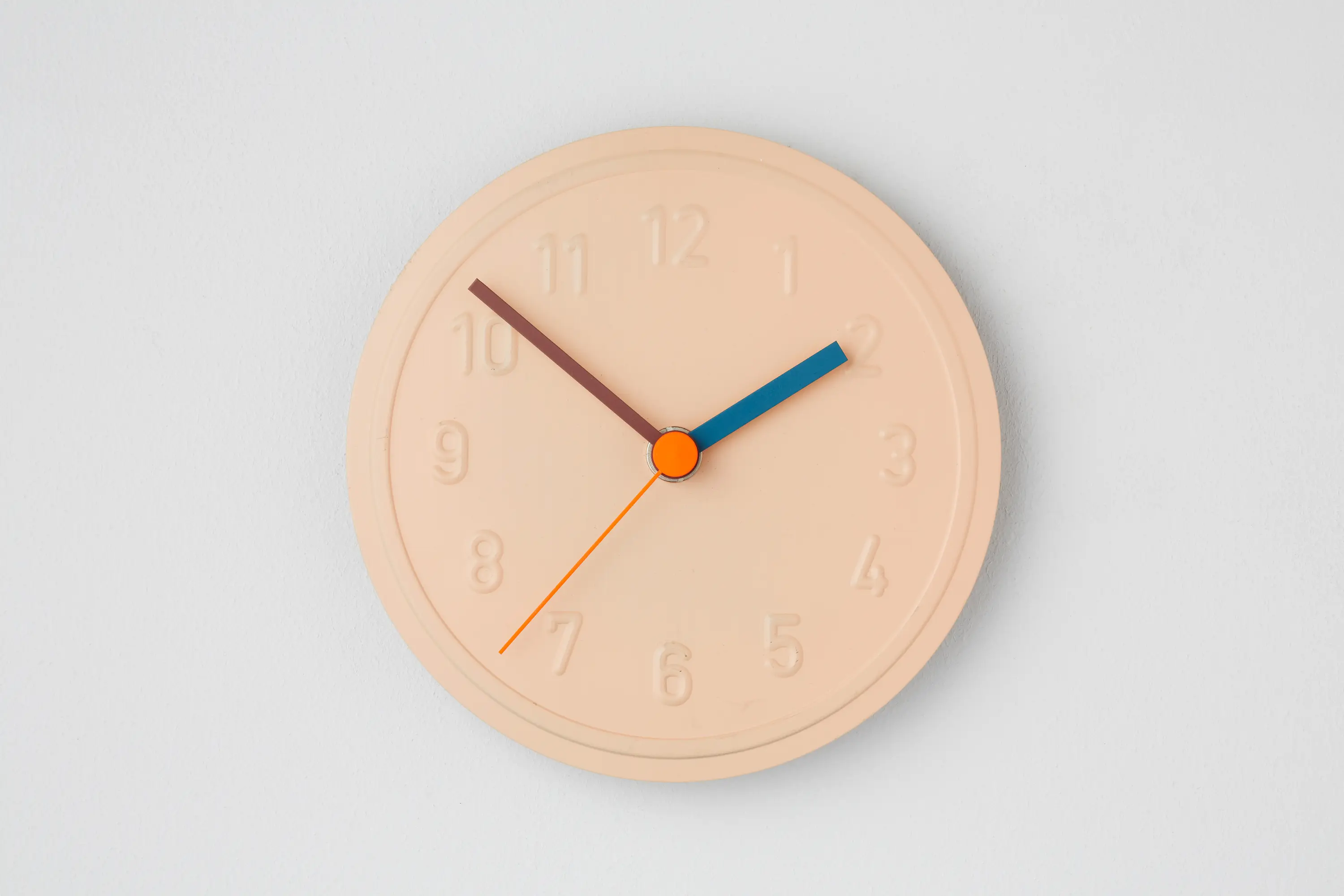 Richard Lampert - Alu Alu wall clock