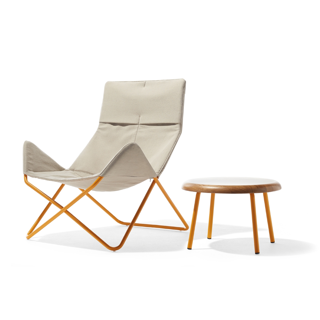 Display product In-Out lounge chair from manufacturer Richard Lampert