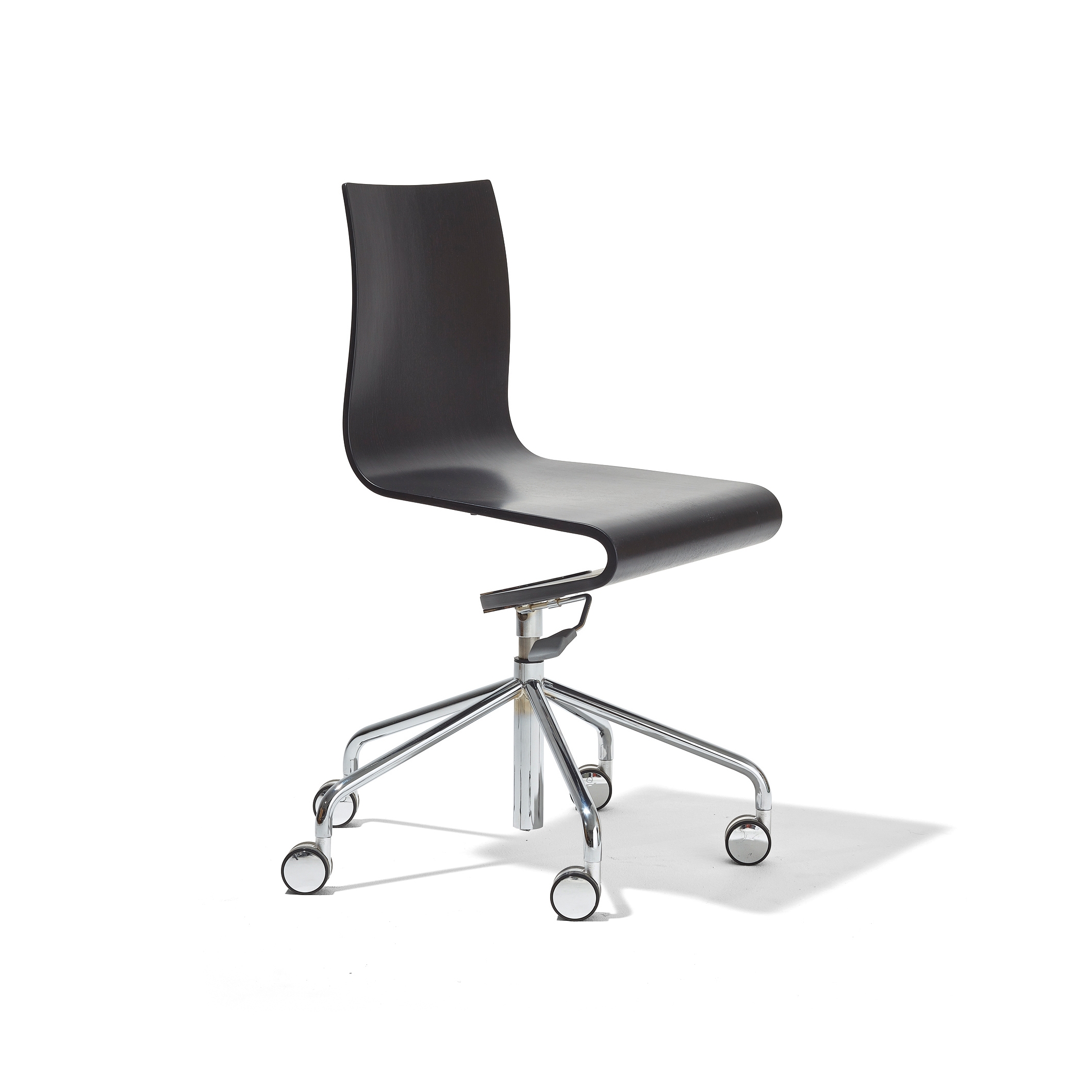 Vertoon produk Seesaw working chair van vervaardiger Richard Lampert