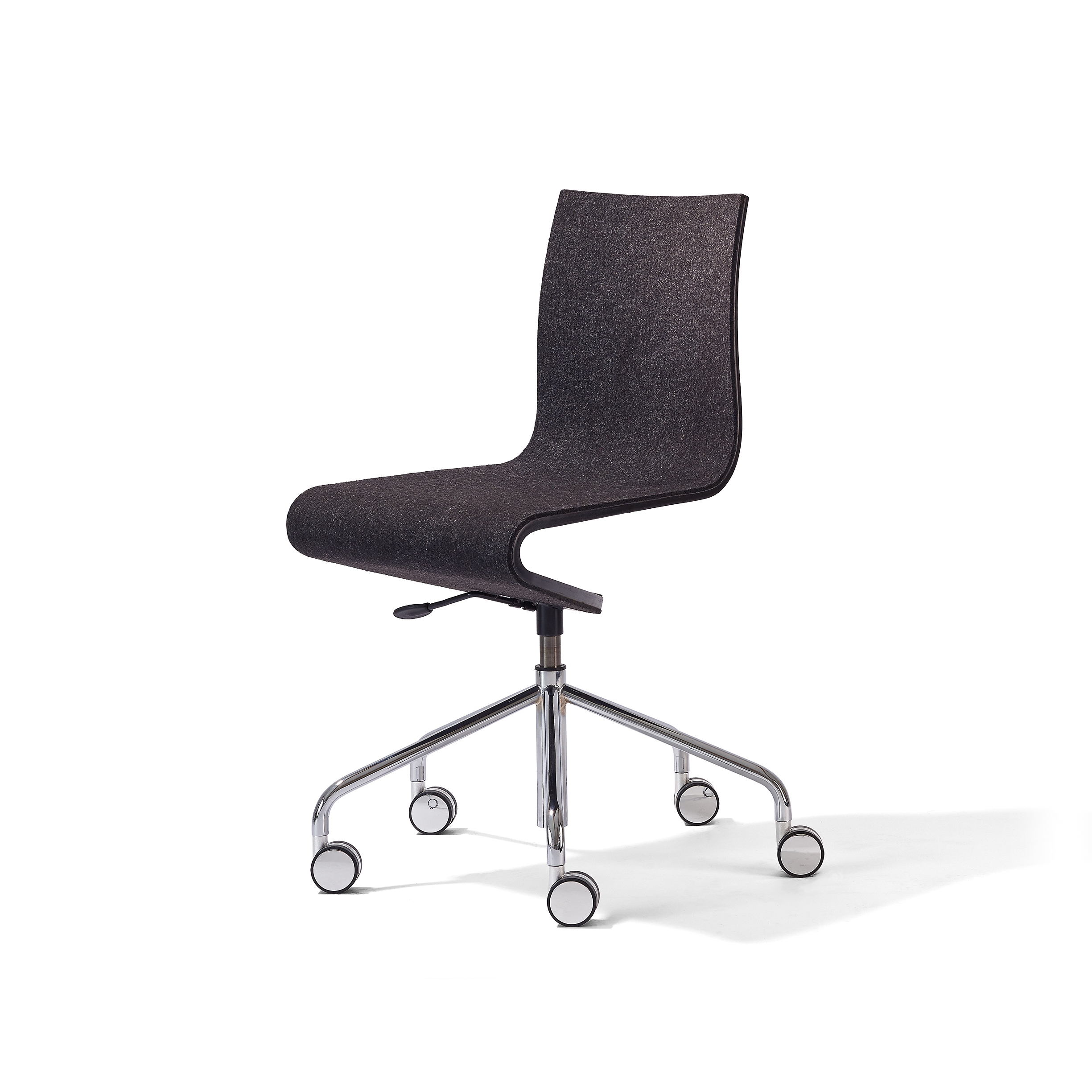 Mostra il prodotto Seesaw working chair del produttore Richard Lampert