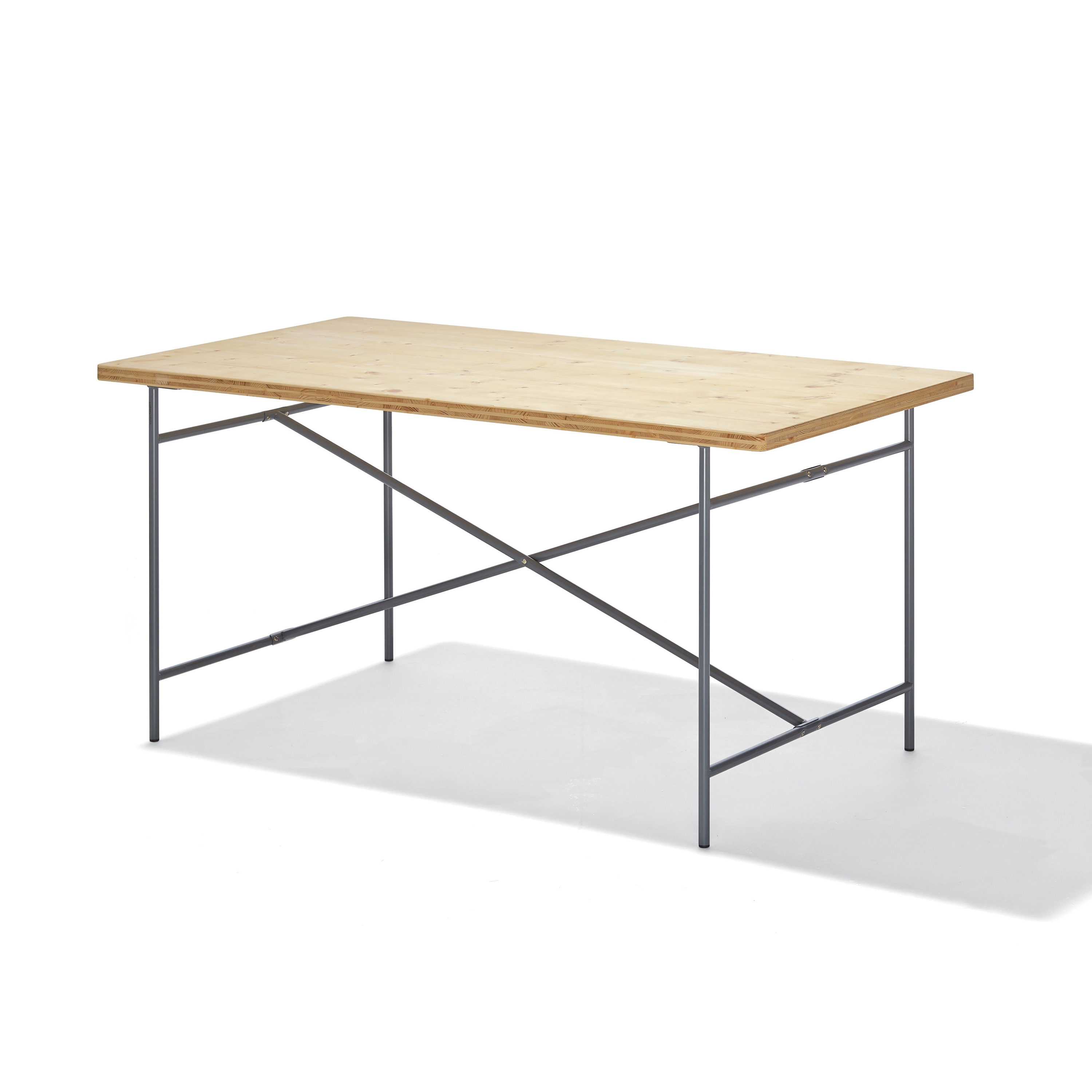 Display product Eiermann 2 dining table from manufacturer Richard Lampert
