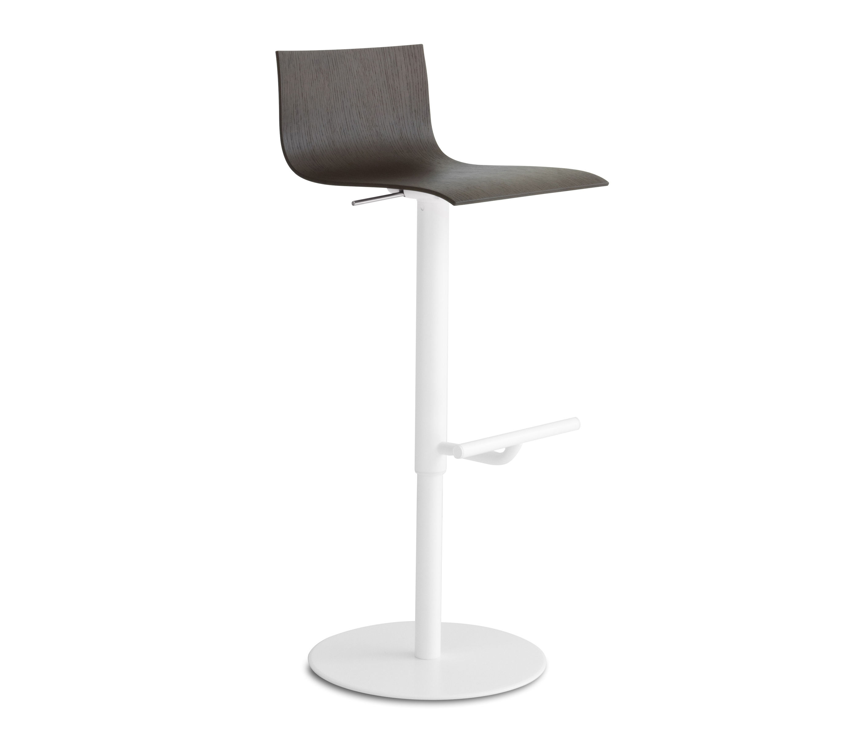 Display product Thin Stool from manufacturer lapalma