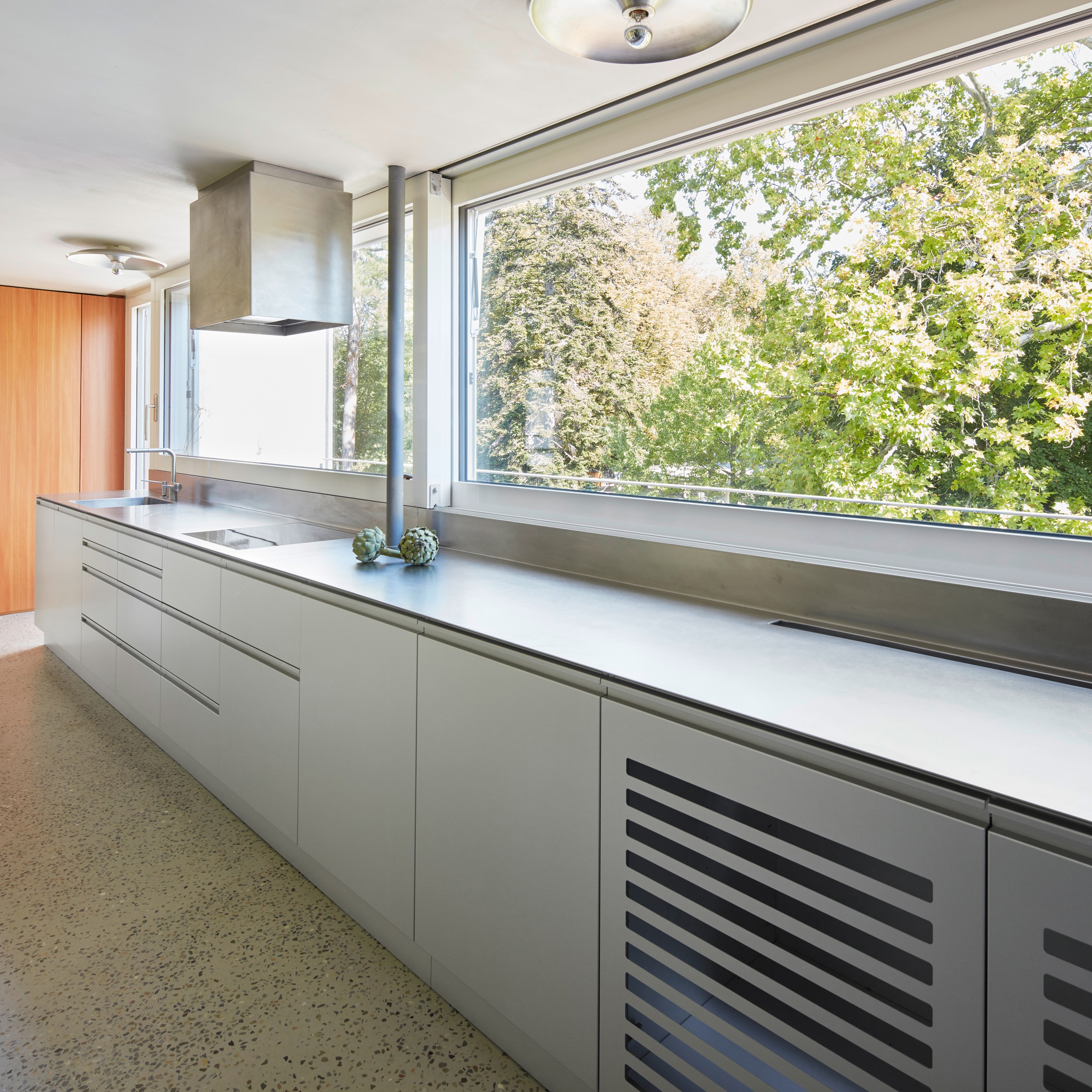 Mostra il prodotto Aluminium Kitchen del produttore Lehni