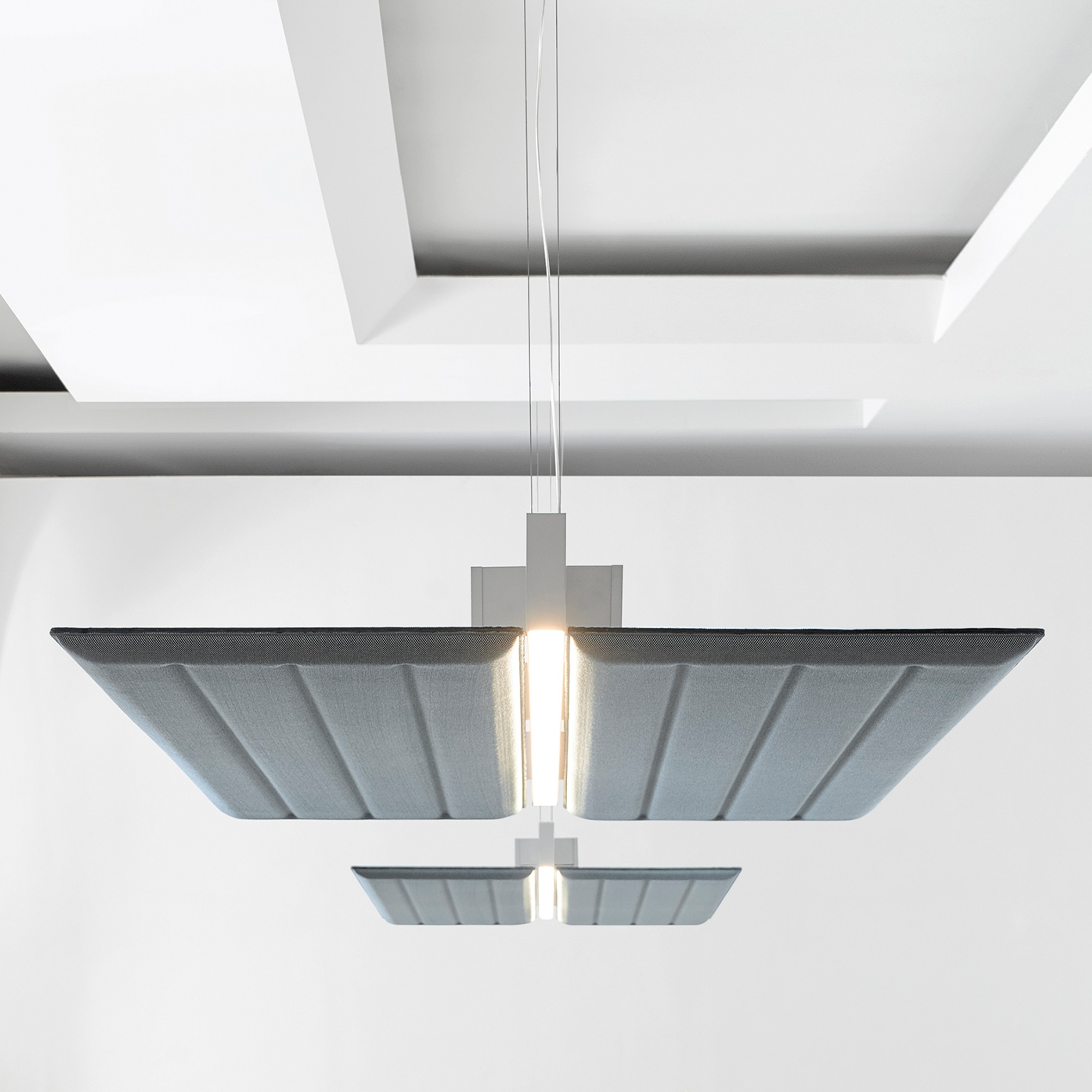 Display product Diade Suspension from manufacturer LUCEPLAN