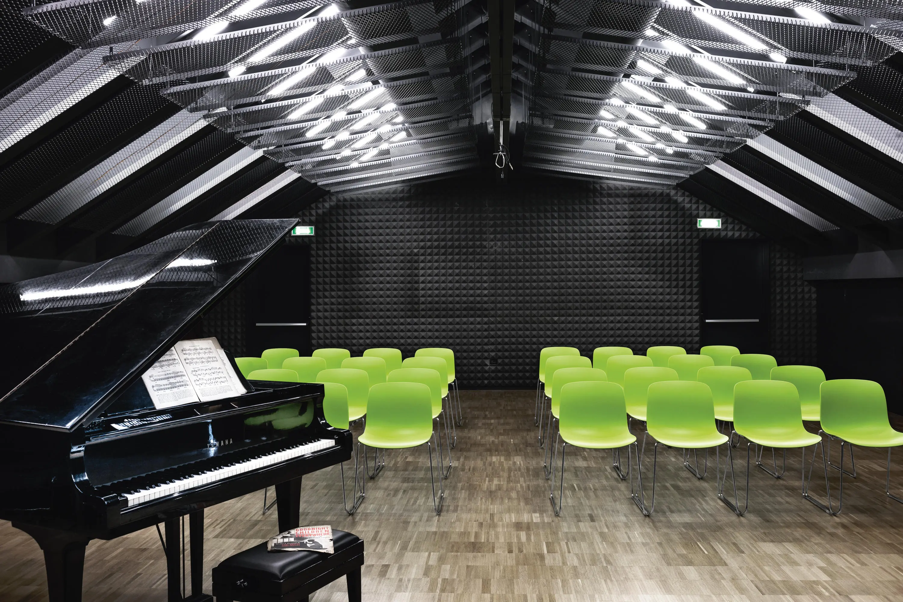 Magis - Troy | Sledge Stool