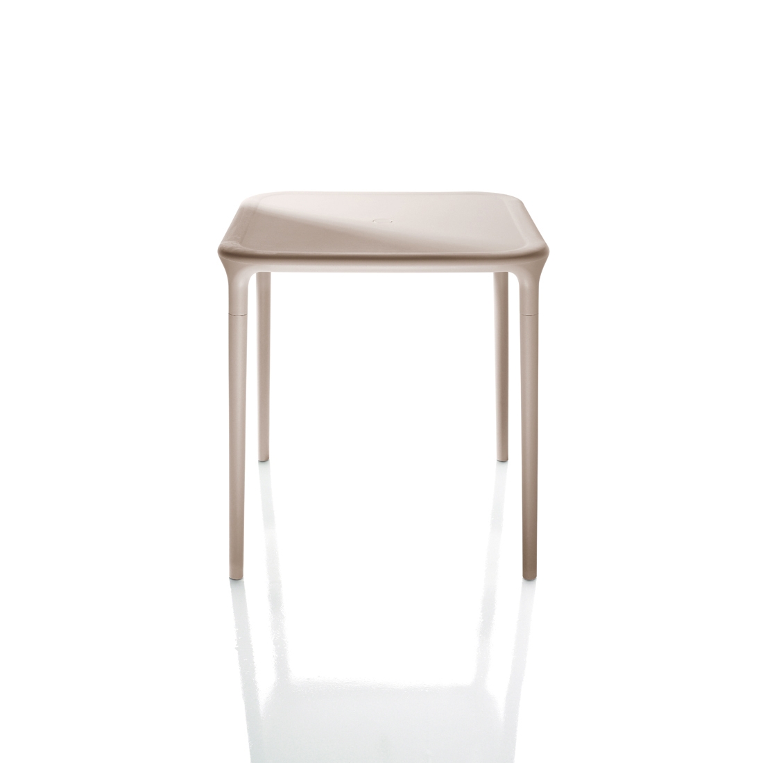 Mostrar el producto Air-Table del fabricante Magis