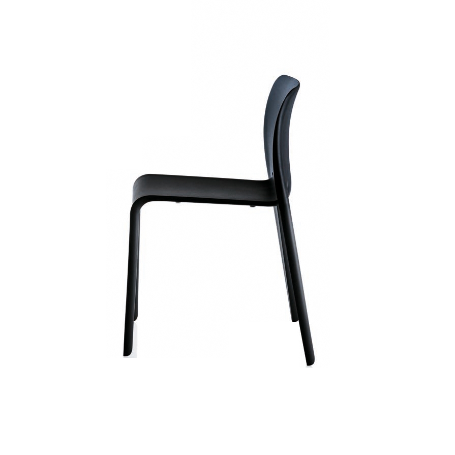Mostrar el producto First Silla del fabricante Magis