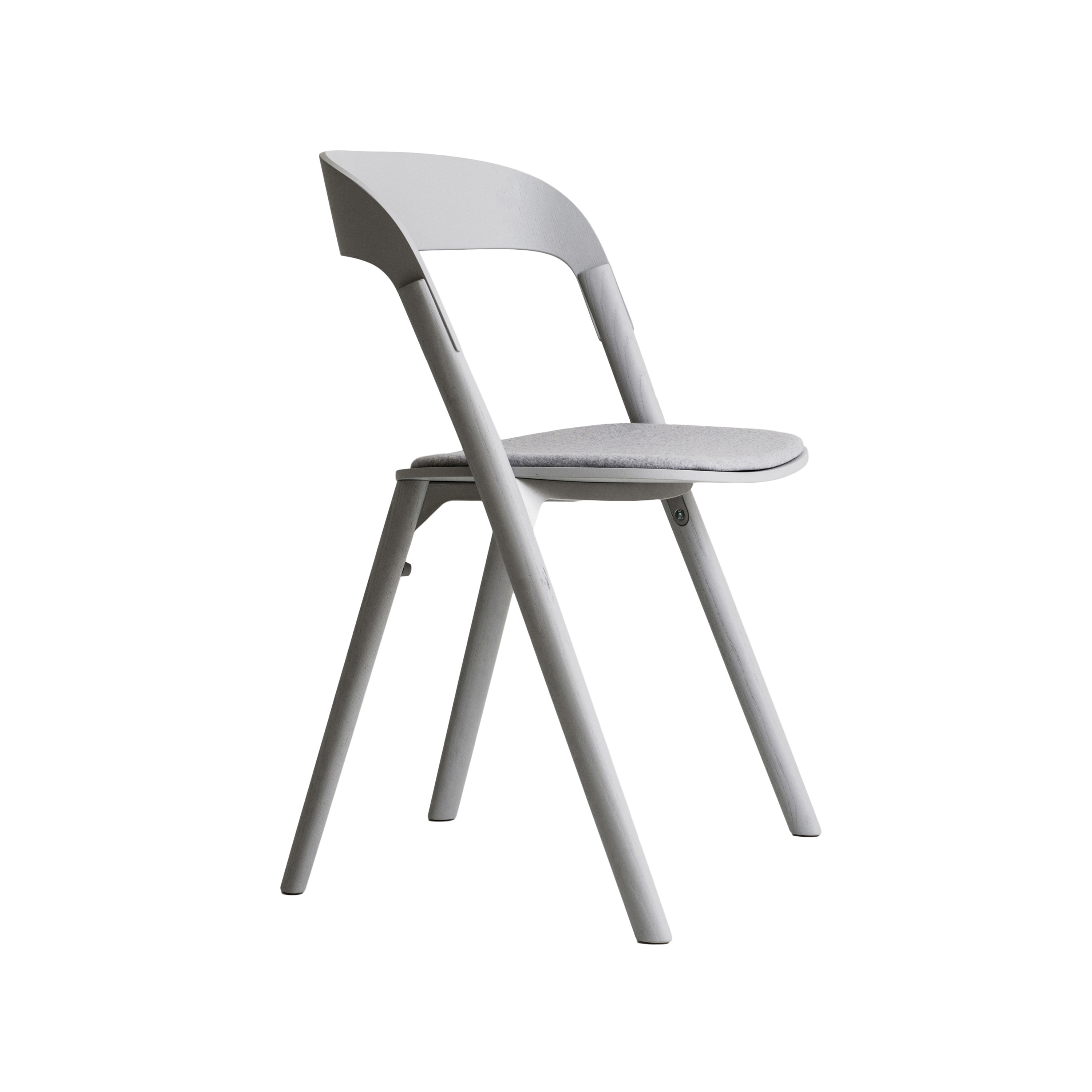 Pila Chair