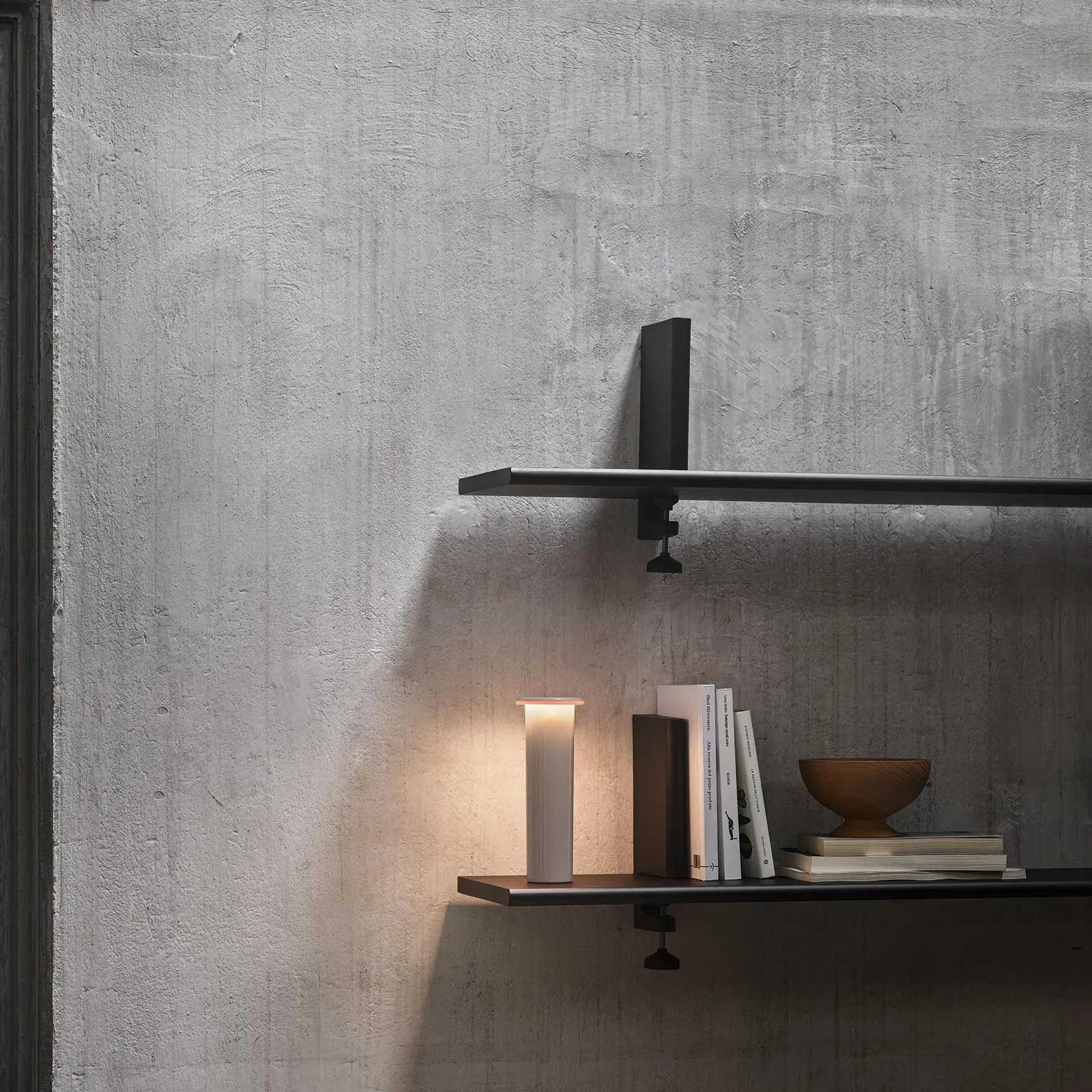 Magis - Bouquet | Rechargeable table lamp - Red