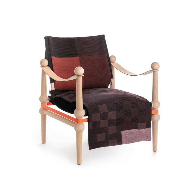 Twain | Low chair with arms - Natural Beech