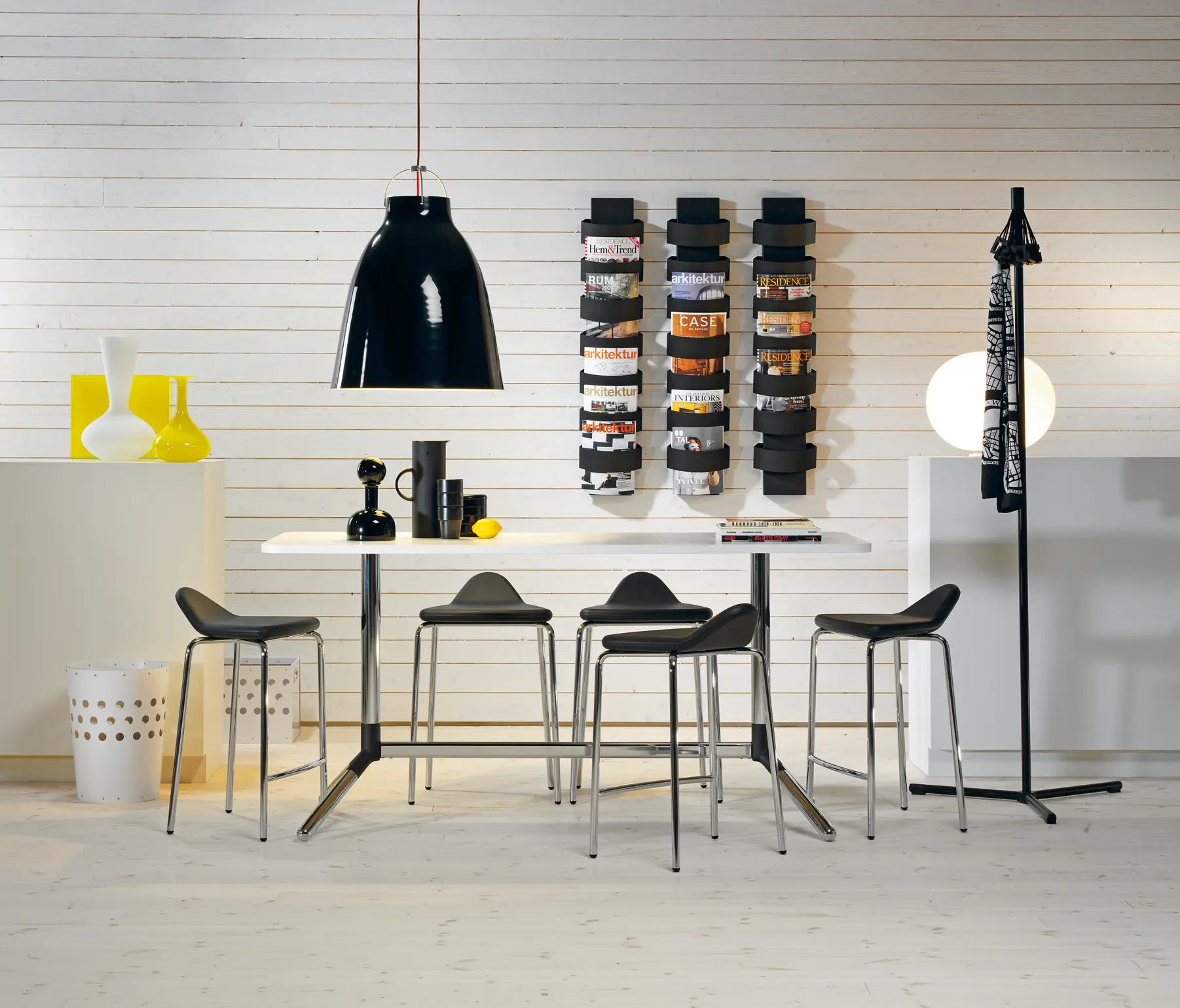 Materia - Pelle paper collector