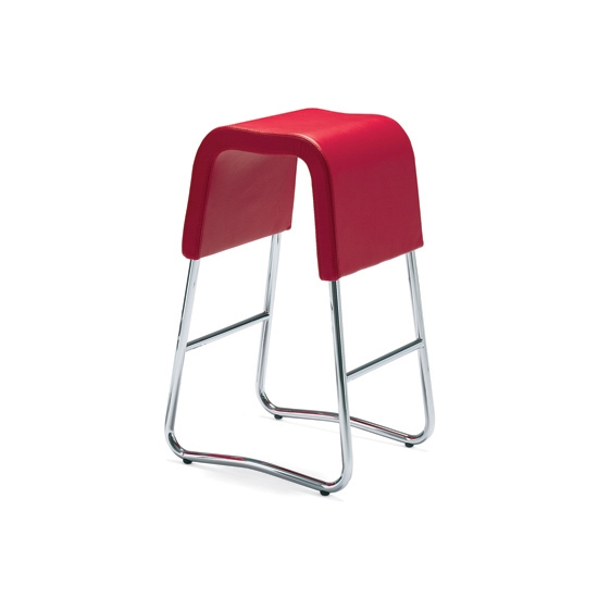Mostra il prodotto Plint barstool del produttore Materia