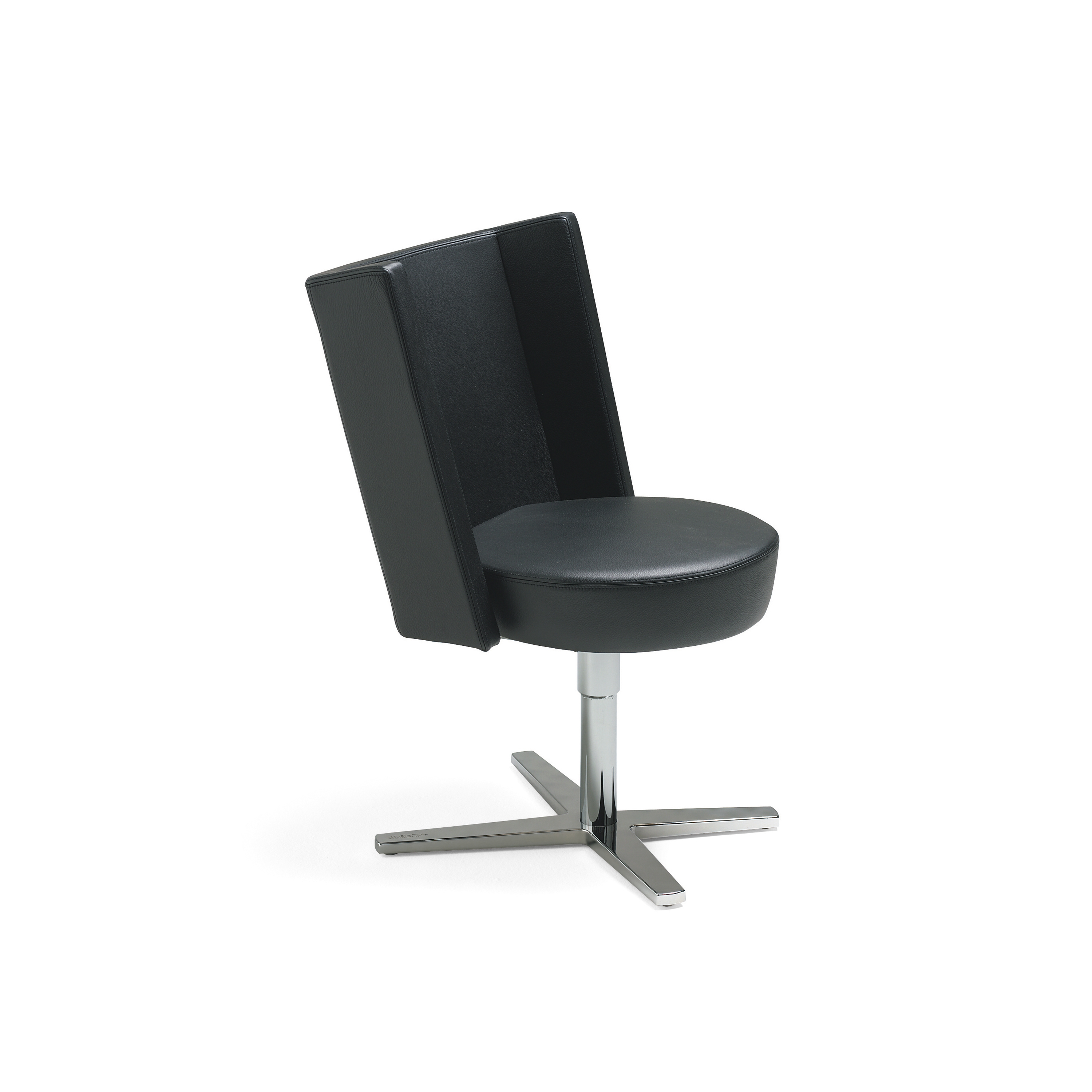 Mostra il prodotto Centrum easy chair del produttore Materia