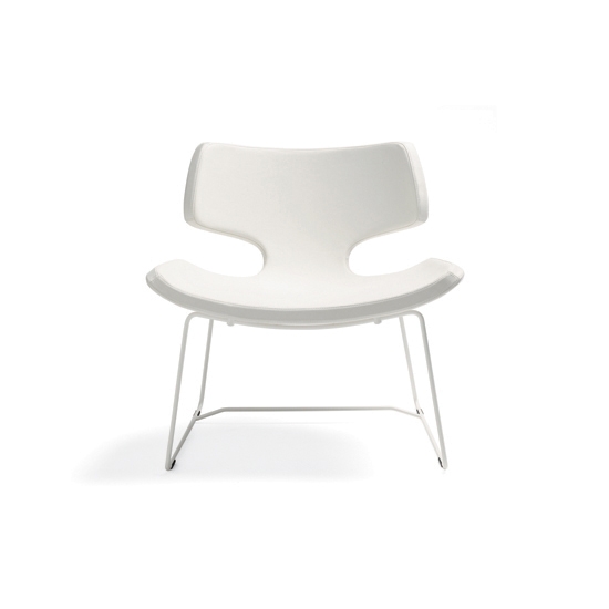 Mostra il prodotto Bone easy chair del produttore Materia