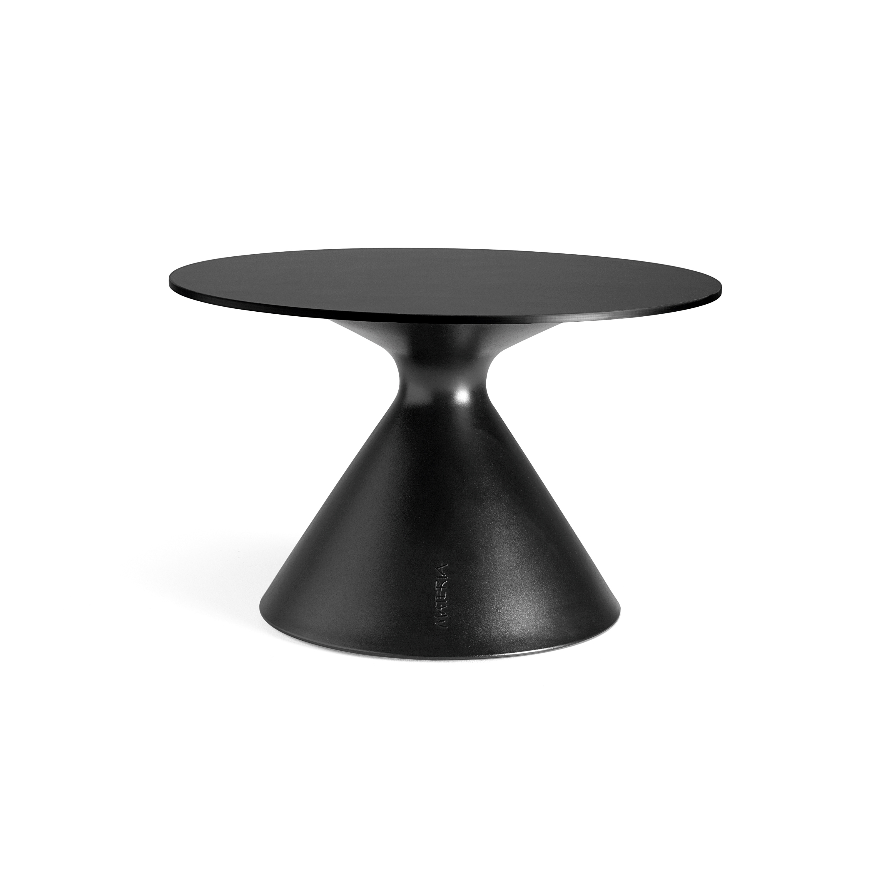 Mostra il prodotto Cone table del produttore Materia