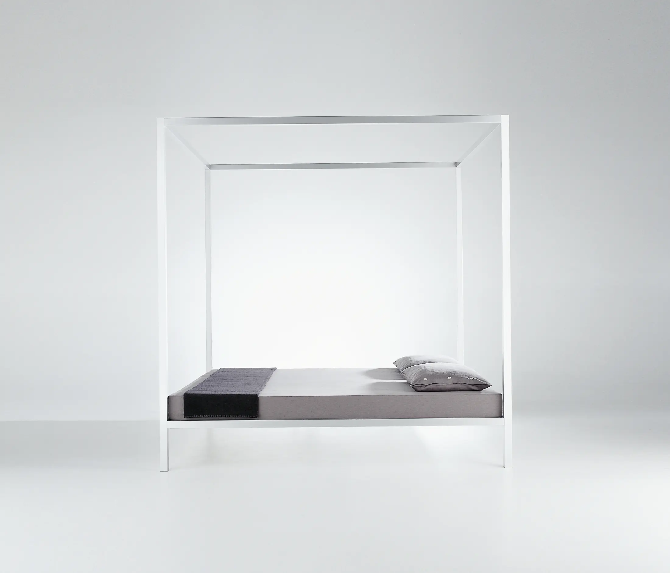 gallery-slide-0