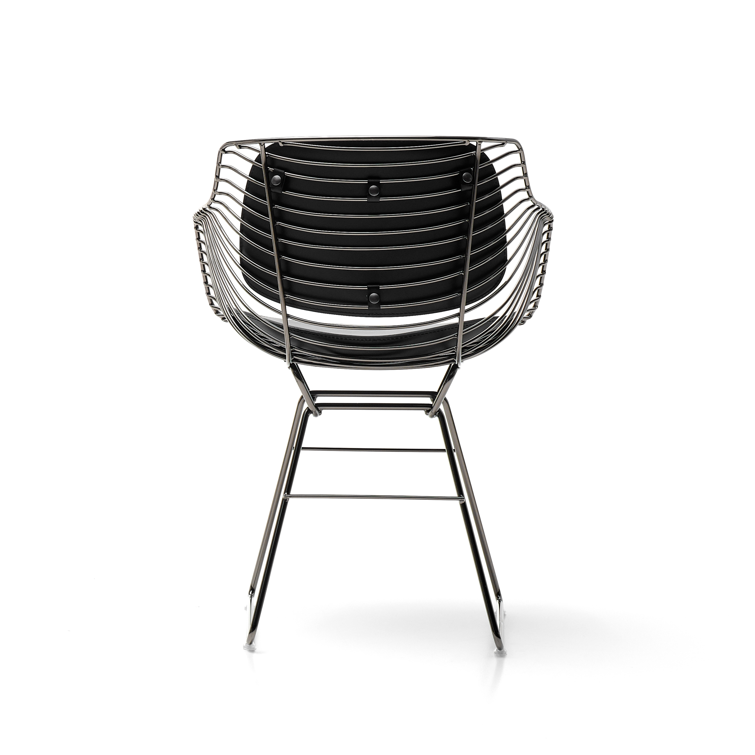 Flow Filo with armrests