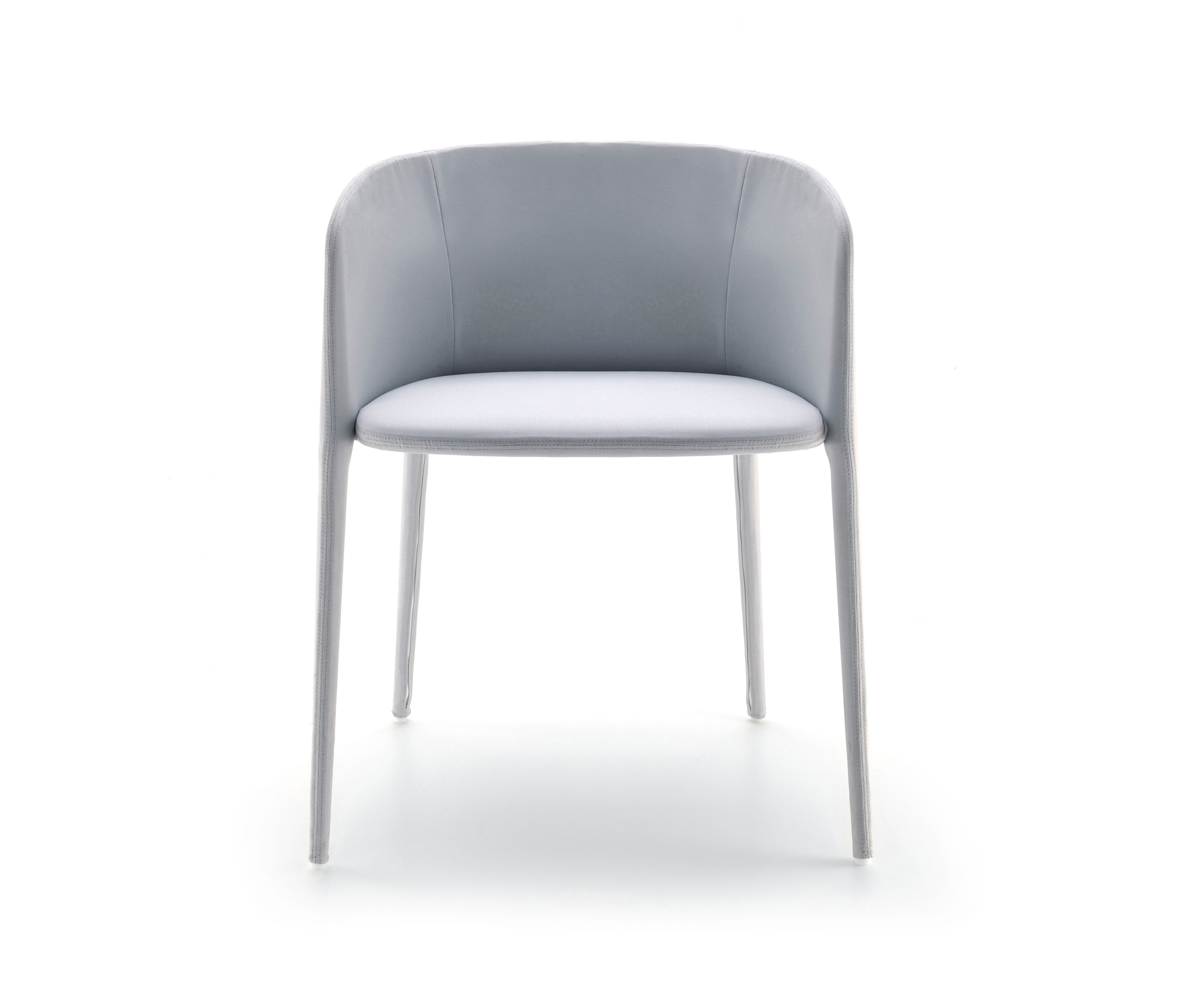 Mostrar el producto Achille Armchair del fabricante MDF Italia