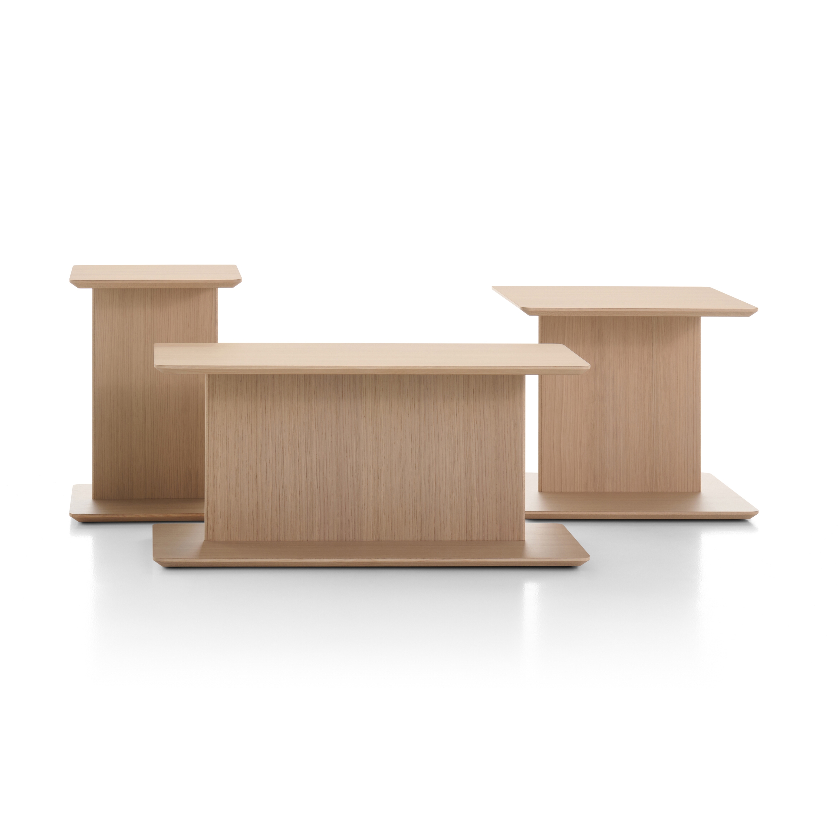 Display product Array coffee table from manufacturer MDF Italia