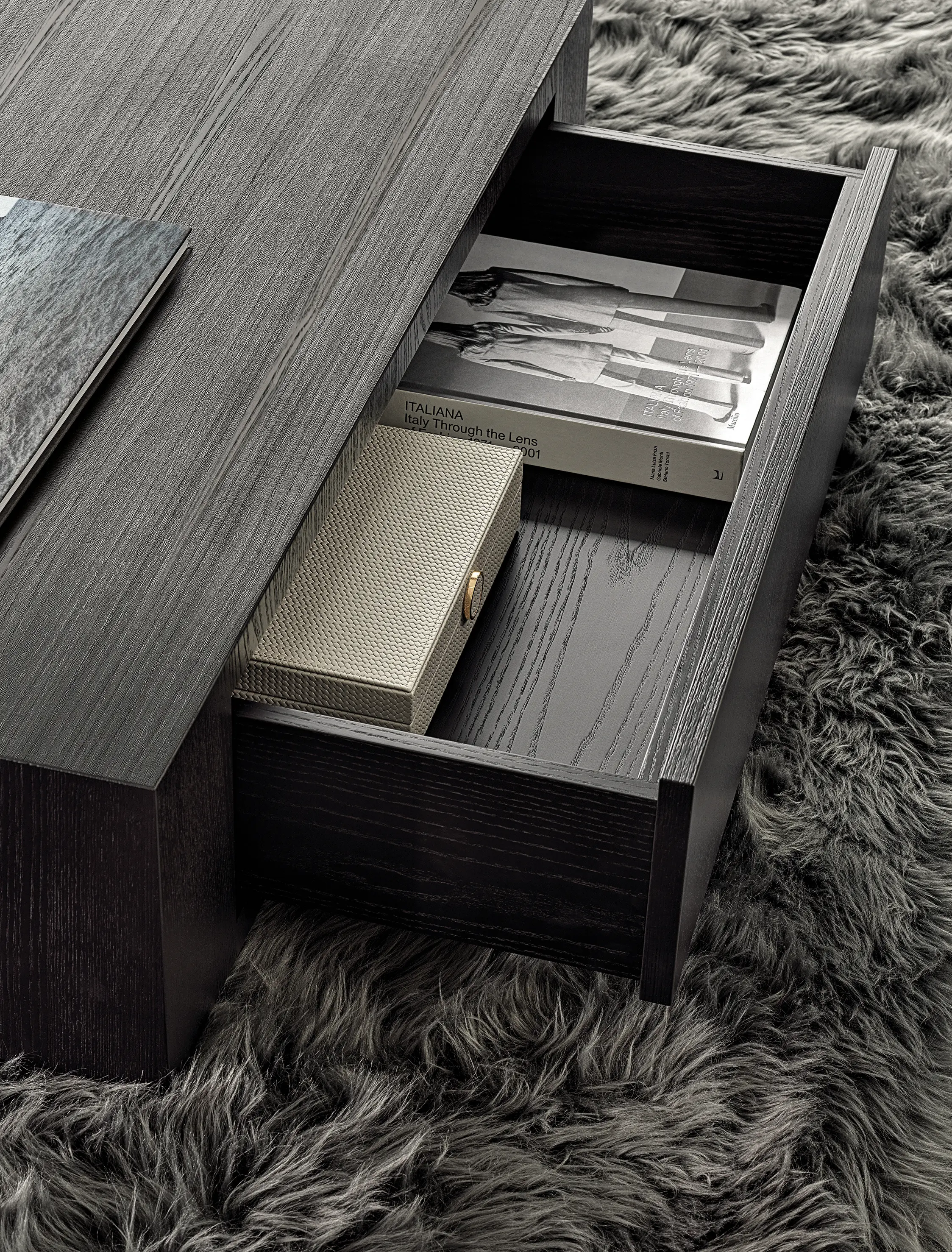 Minotti - Solid Saddle-Hide