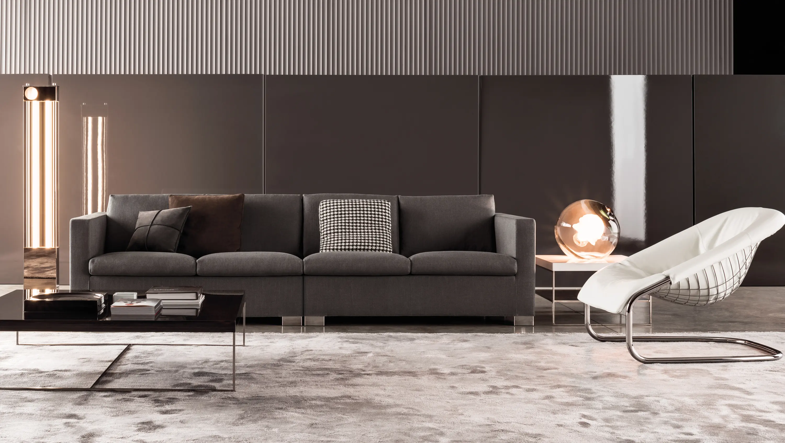 Minotti - Deep Suitcase