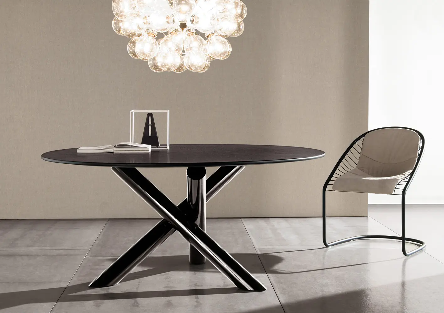 Minotti - Van Dyck Table