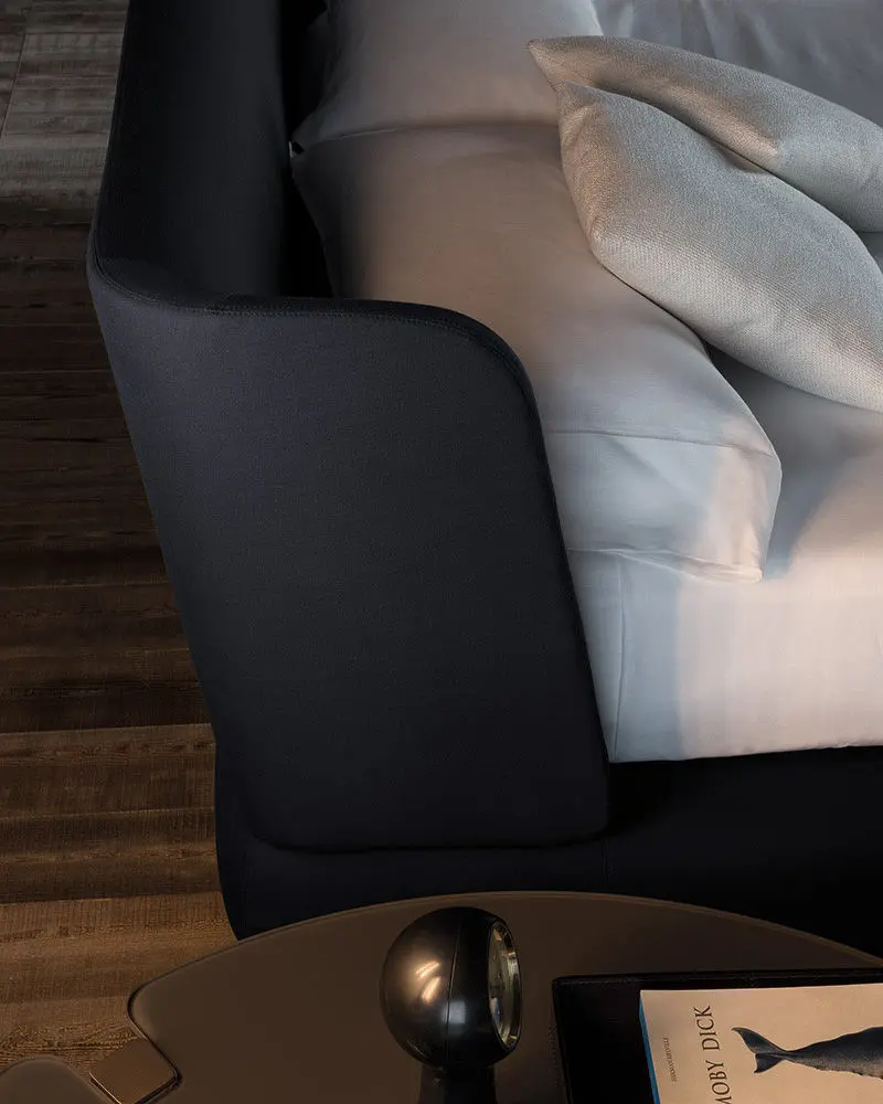 Minotti - Reeves Bed