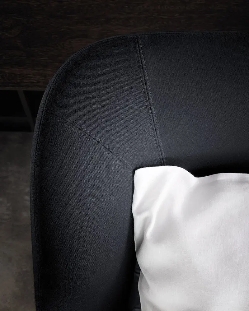 Minotti - Reeves Bed