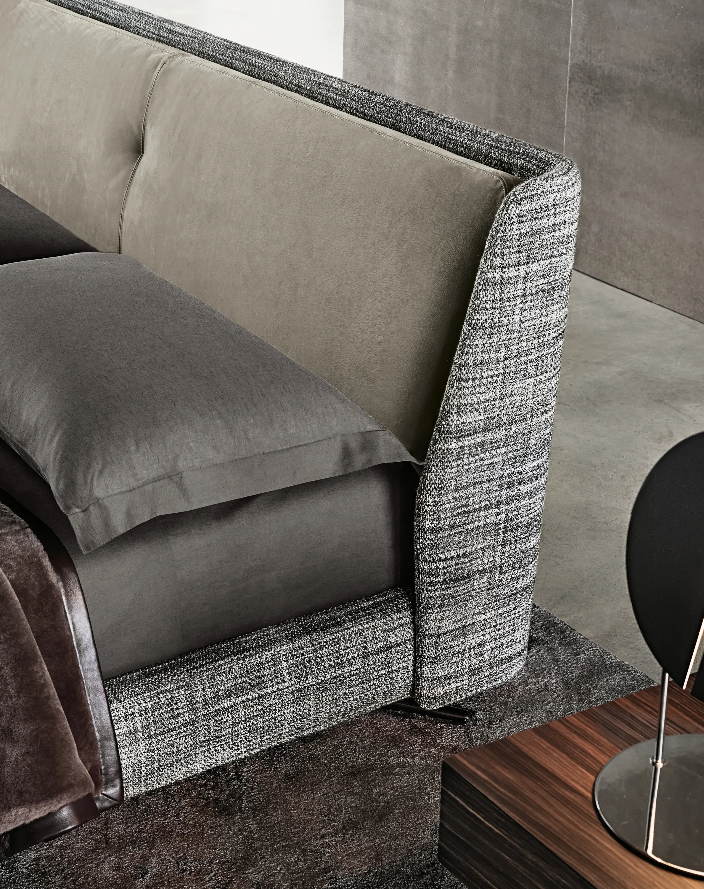 Minotti - Spencer Bed