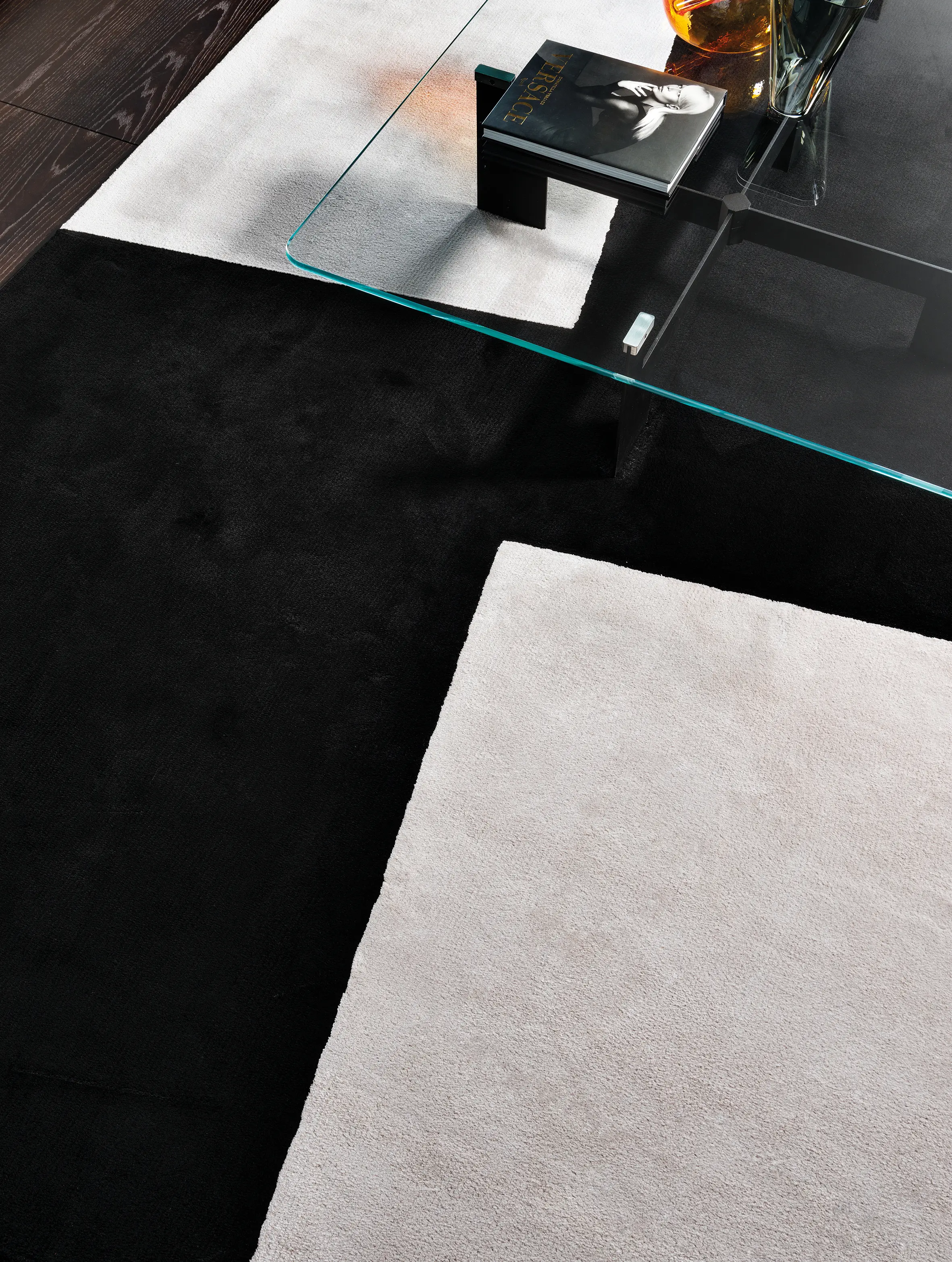 Minotti - Dibbets Diagonal