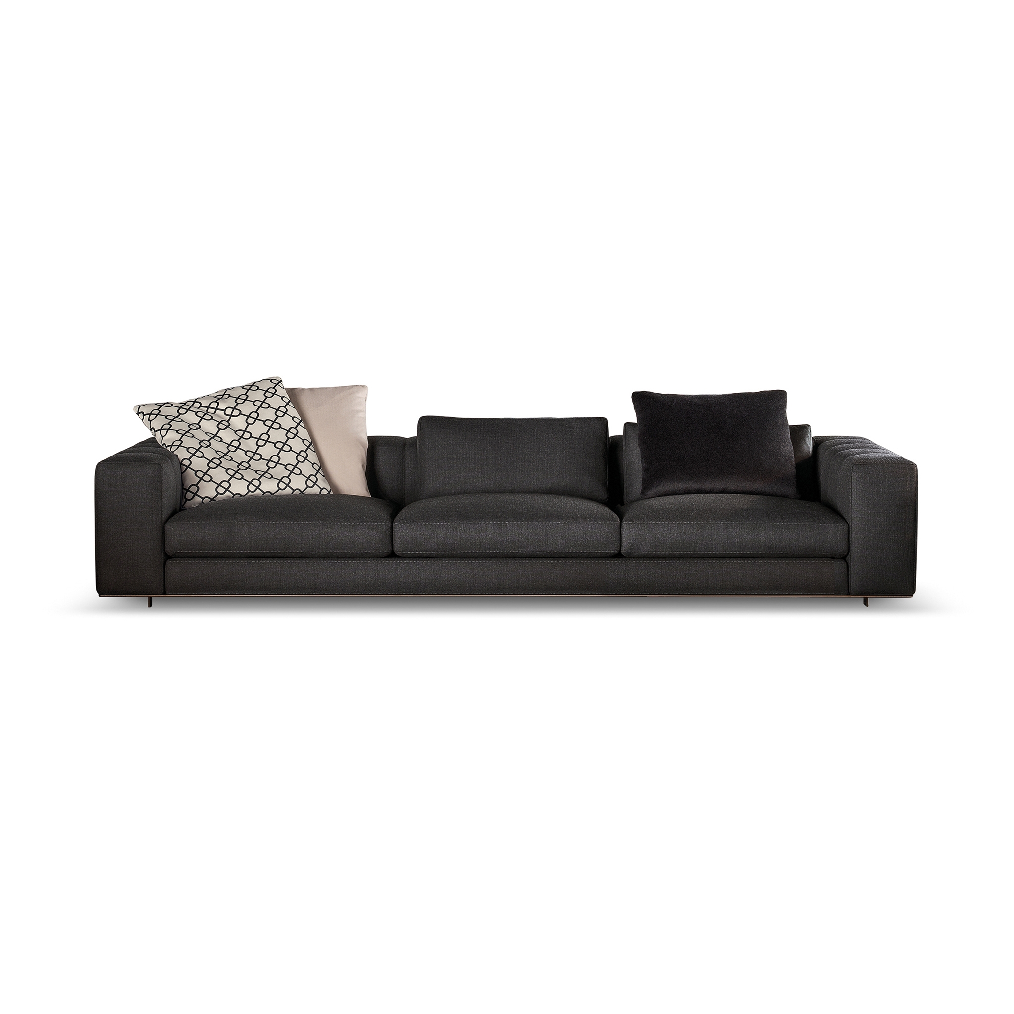 Display product Freeman Duvet from manufacturer Minotti