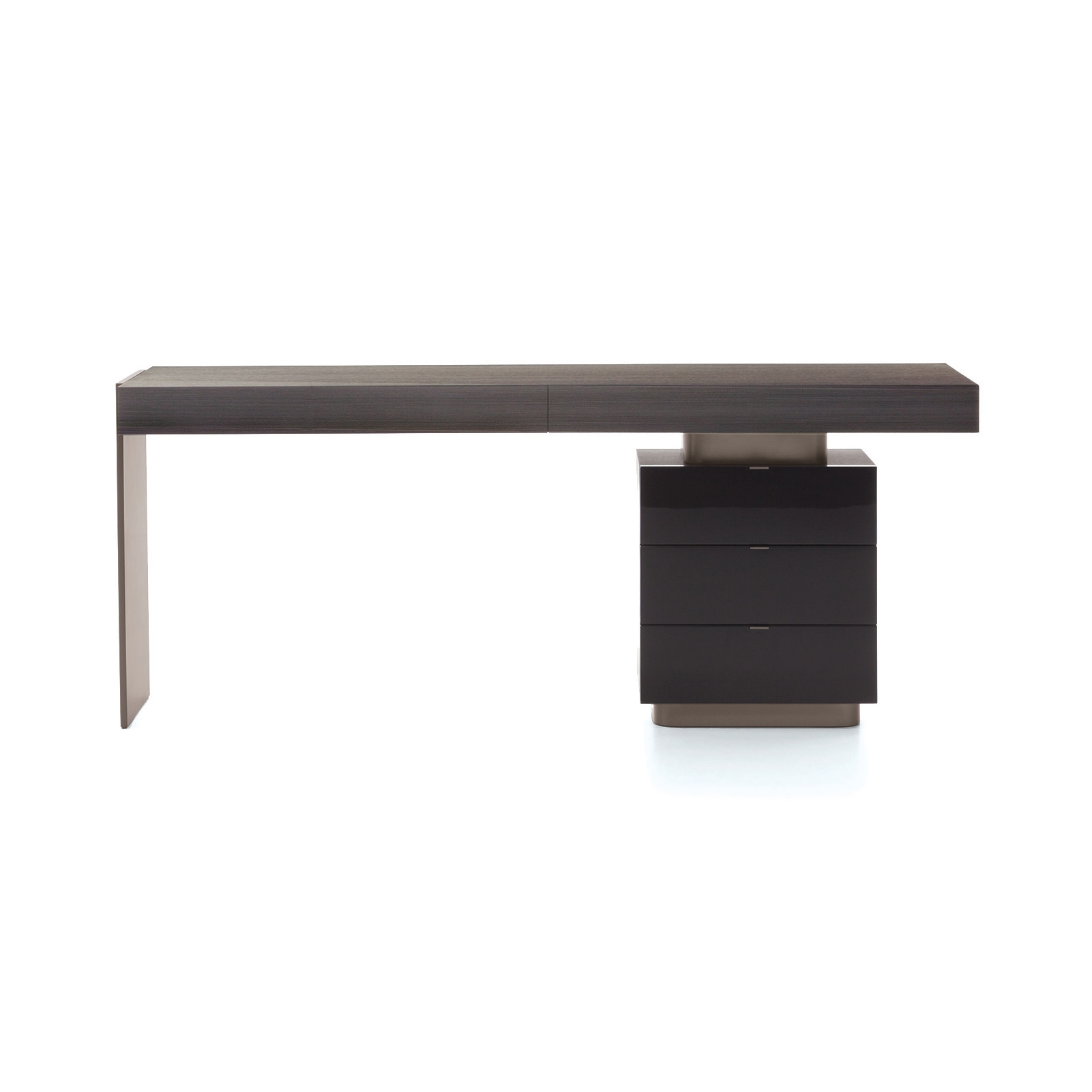Mostra il prodotto Carson Desk del produttore Minotti