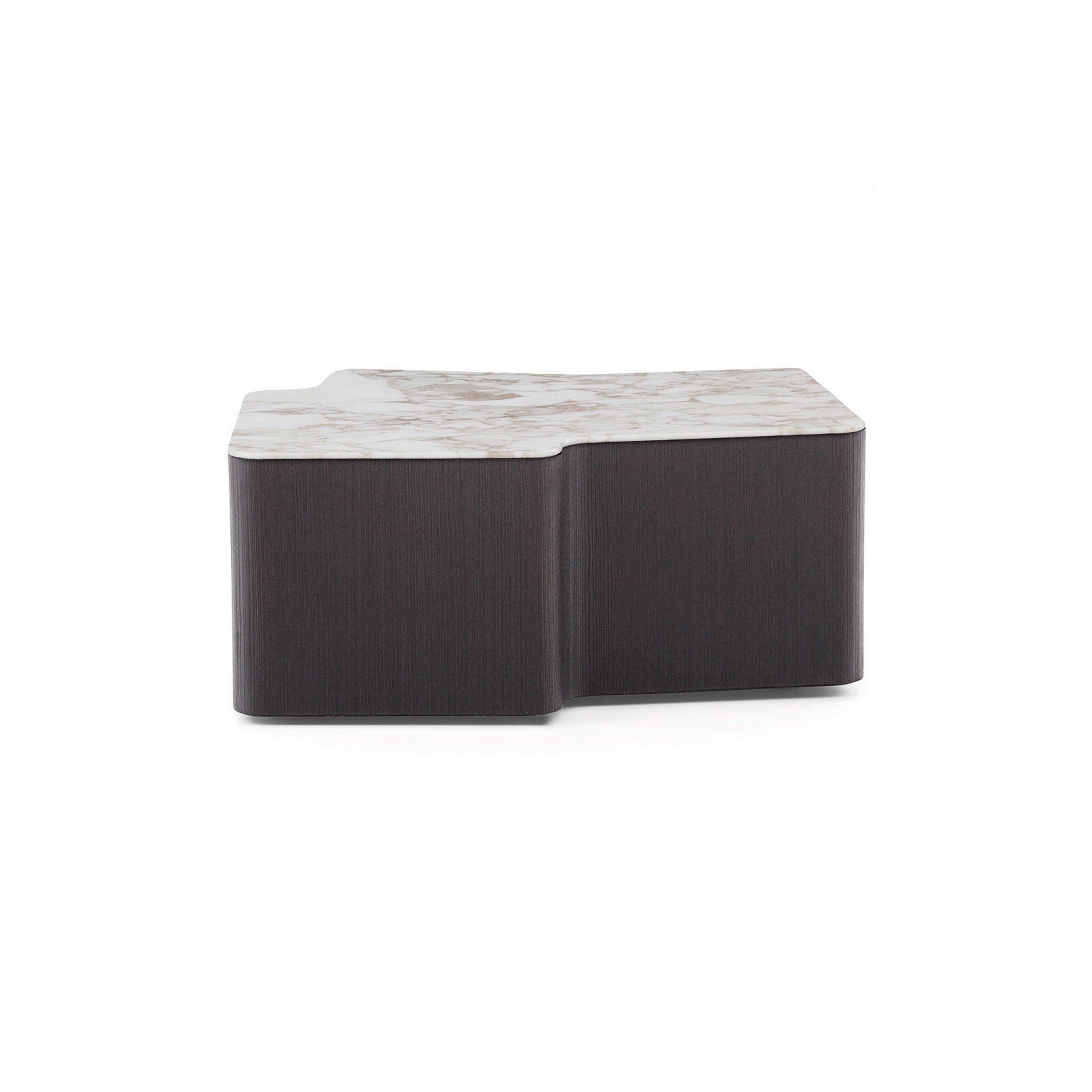 Mostra il prodotto Lou Coffee Table del produttore Minotti