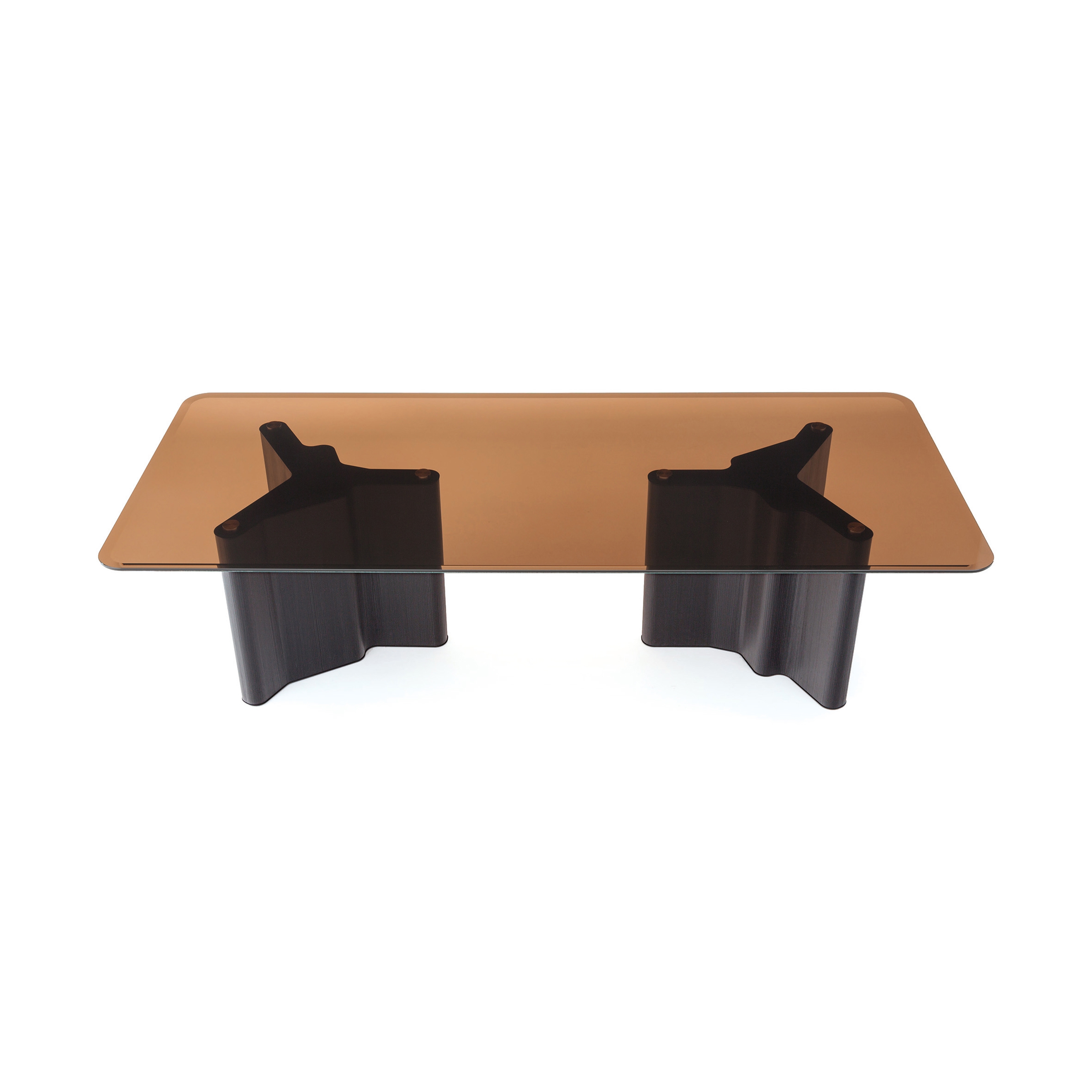 Afficher le produit Lou Table du fabricant Minotti