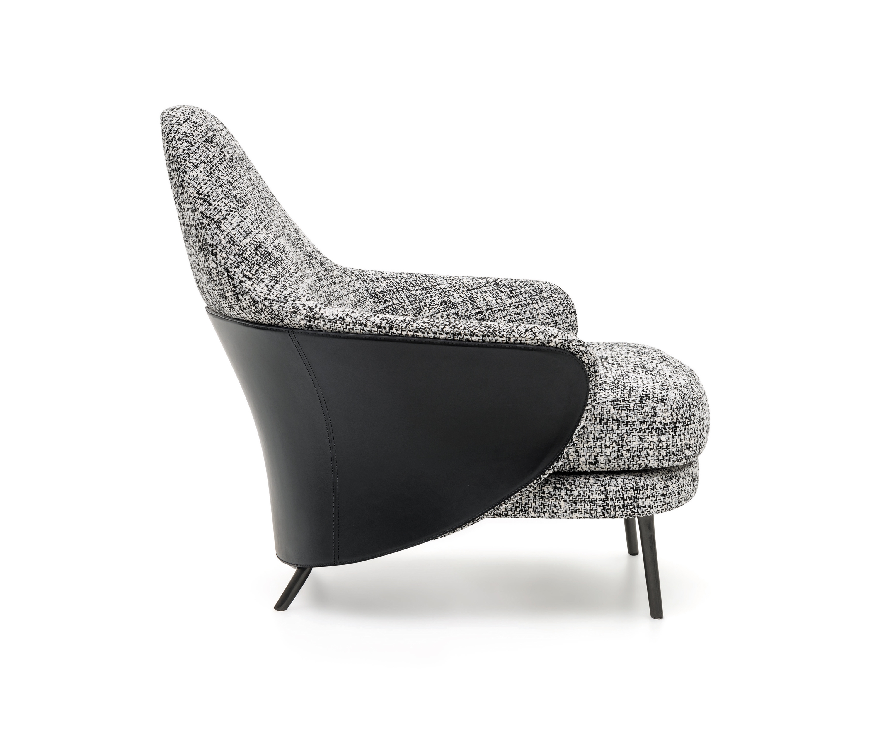 Display product Angie from manufacturer Minotti