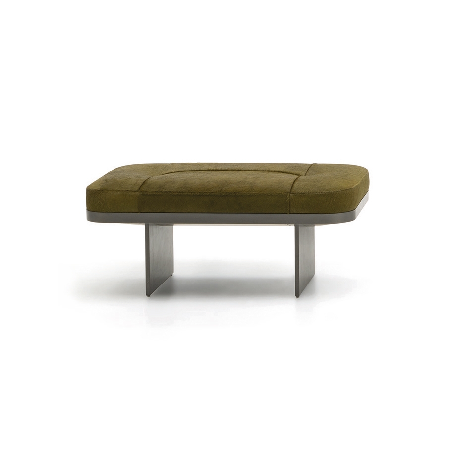 Display product Clive Bench from manufacturer Minotti
