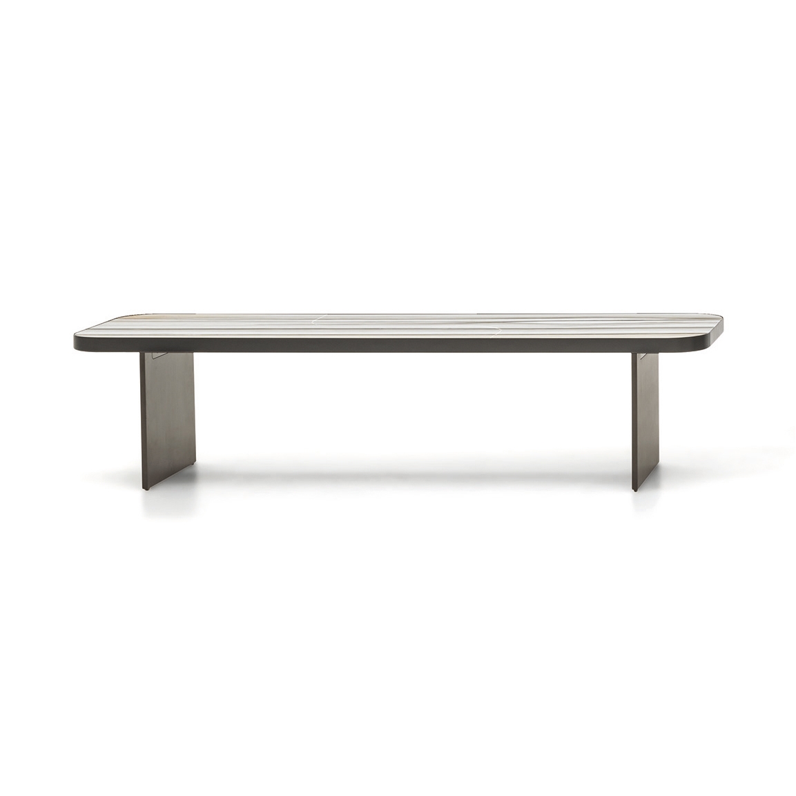 Display product Clive from manufacturer Minotti