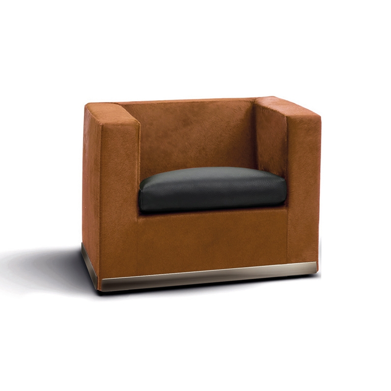 Produkt Suitcase Line Armchair des Herstellers Minotti anzeigen