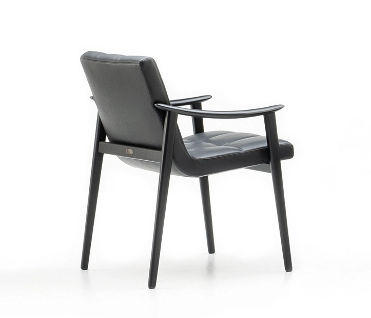 Fynn Rourke FYNN – a fine Chairs by the hands o’ Minotti | Architonic