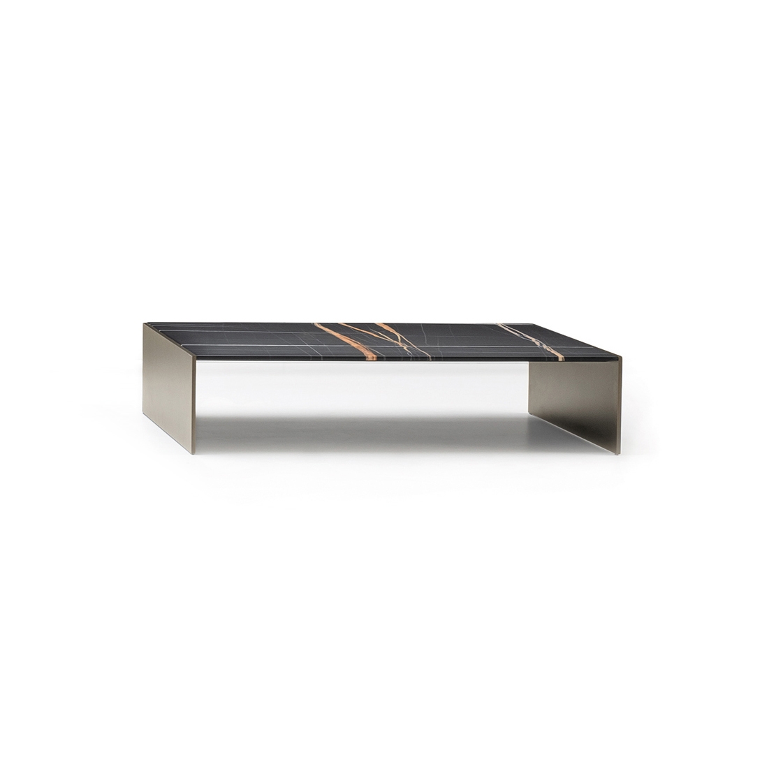 Display product Linha from manufacturer Minotti