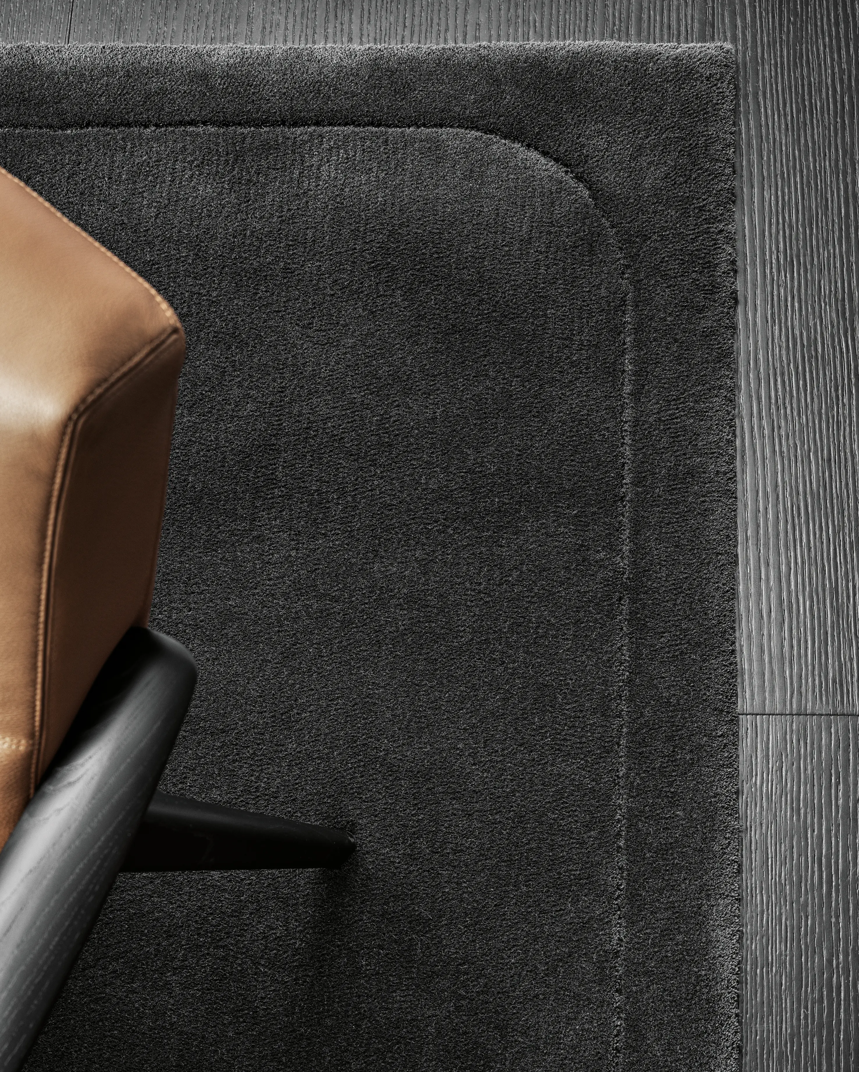 Minotti - Outline