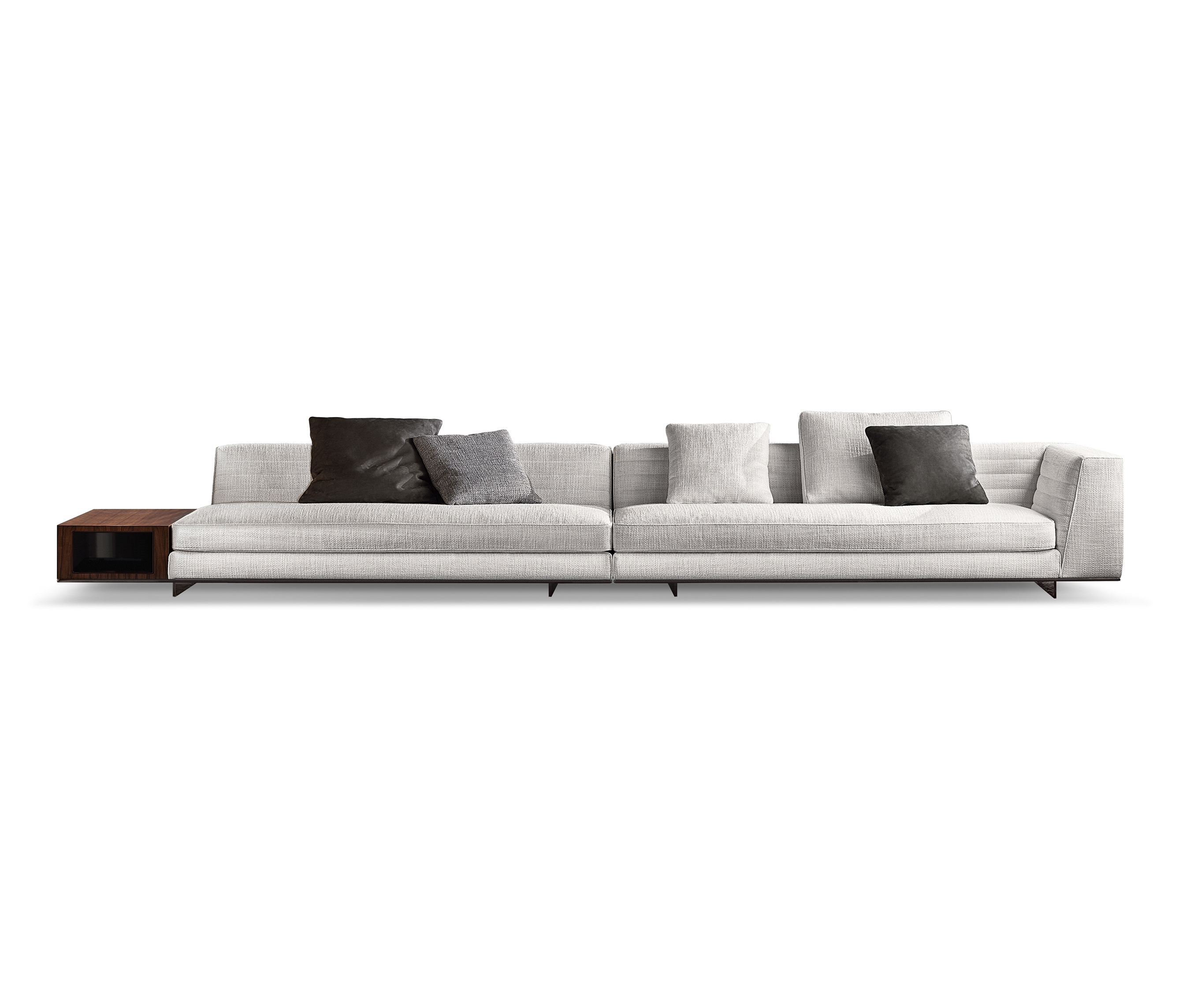 Display product Roger from manufacturer Minotti
