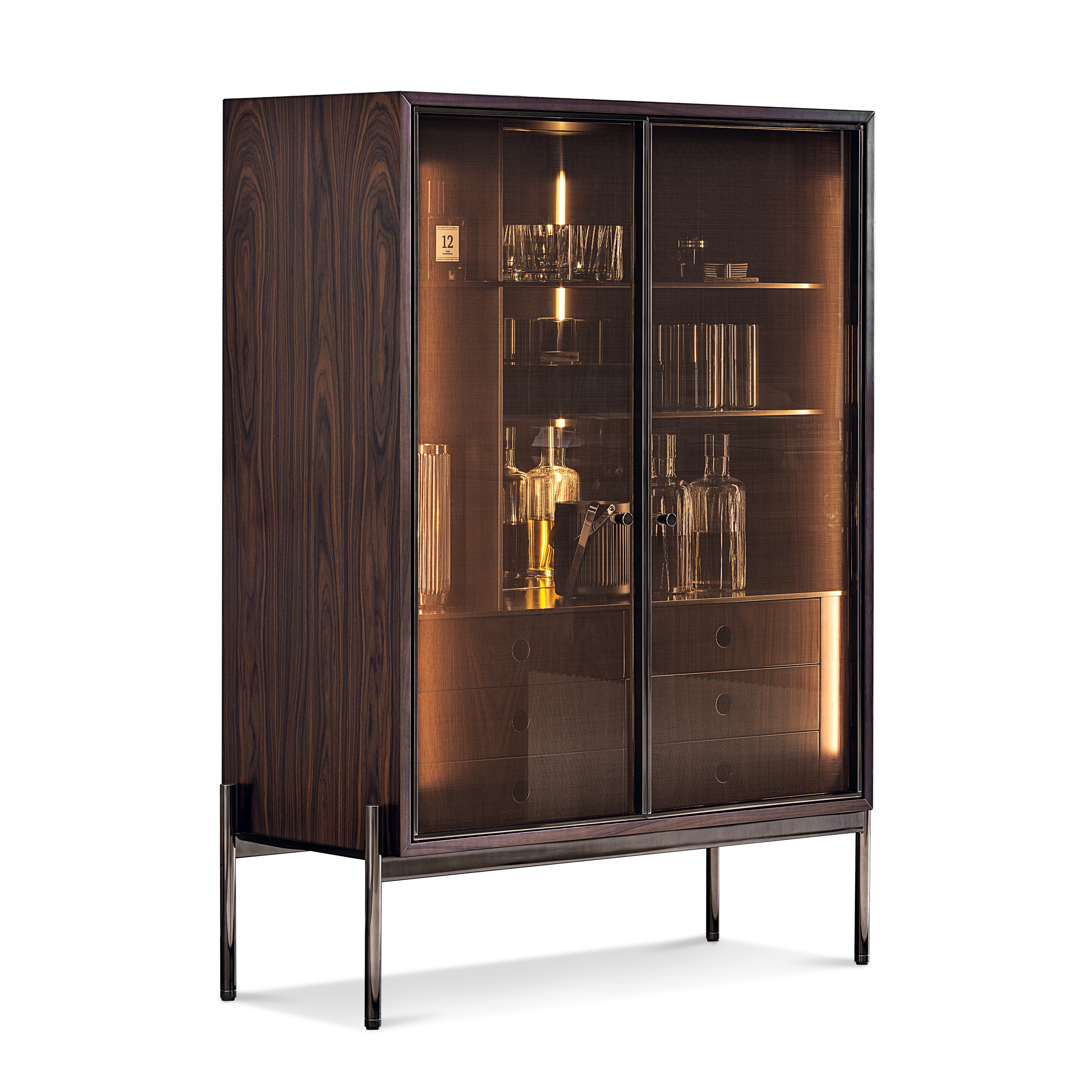 Display product Superquadra from manufacturer Minotti