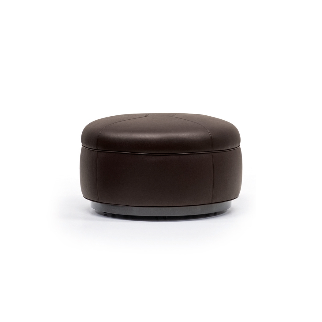 Mostra il prodotto Tuffet del produttore Minotti