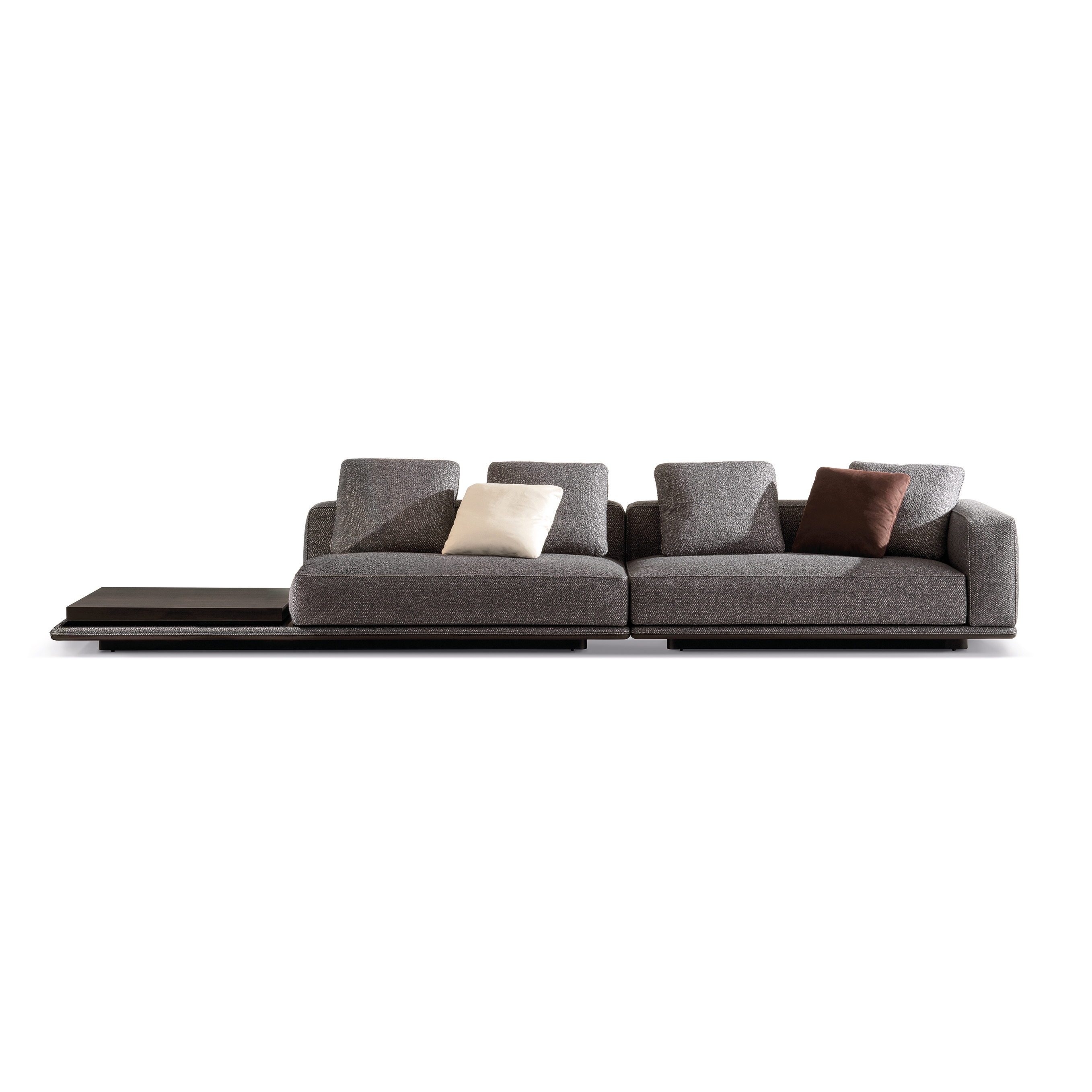 Display product Horizonte from manufacturer Minotti